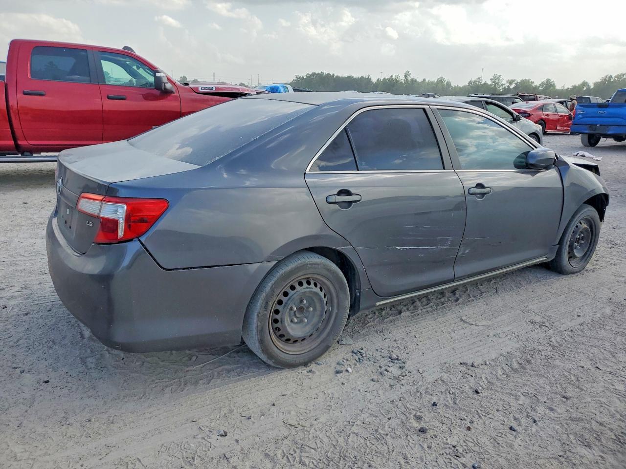2013 Toyota Camry Le Gray vin: 4T1BF1FK3DU231250