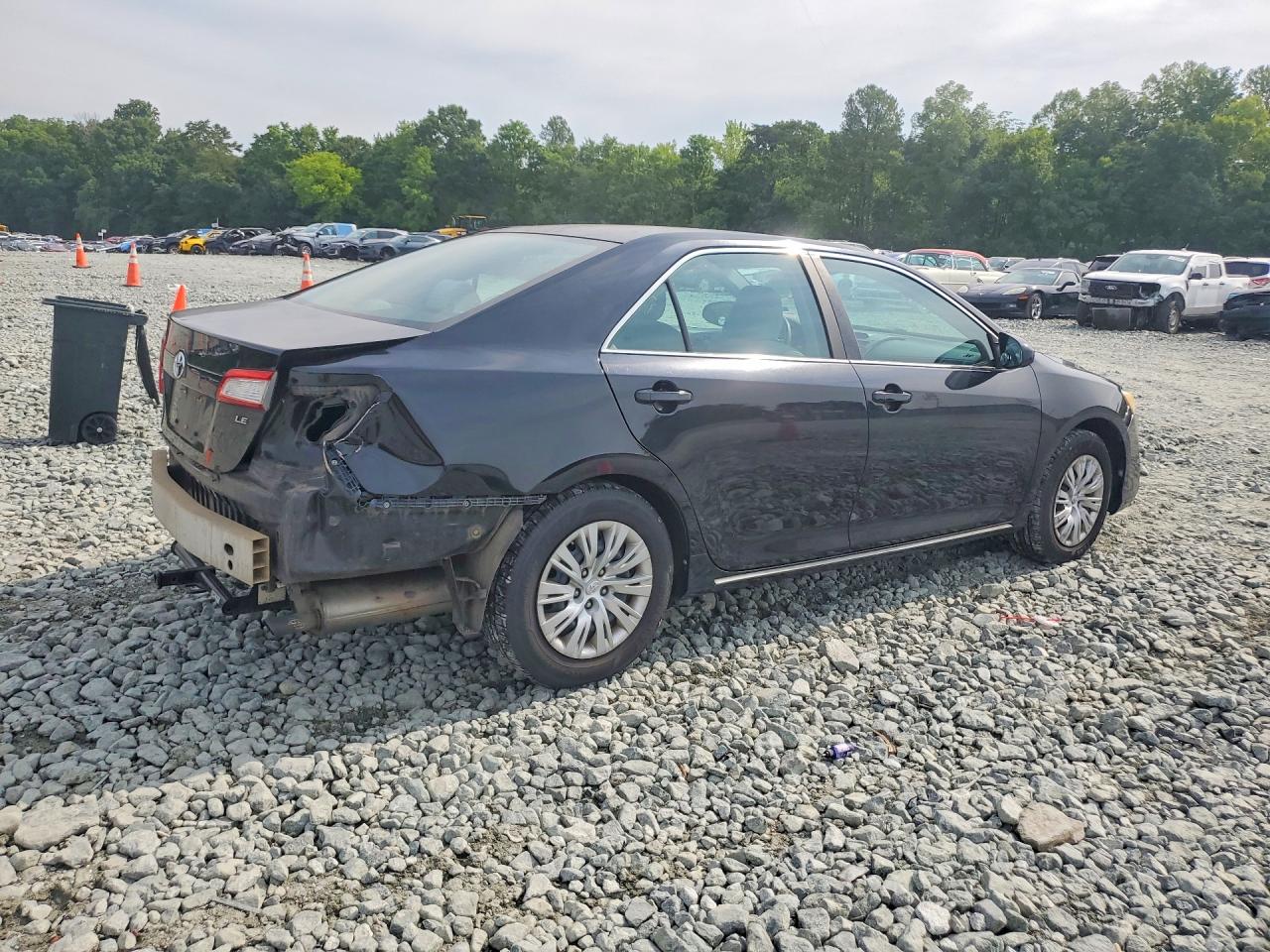 2013 Toyota Camry Le Black vin: 4T1BF1FK3DU270968