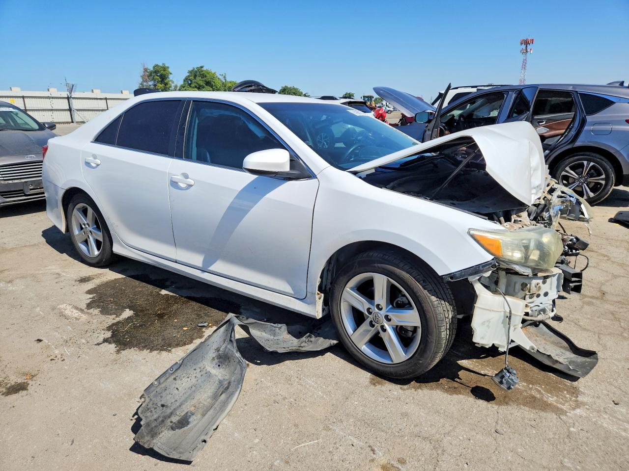 2013 Toyota Camry Se White vin: 4T1BF1FK3DU282165