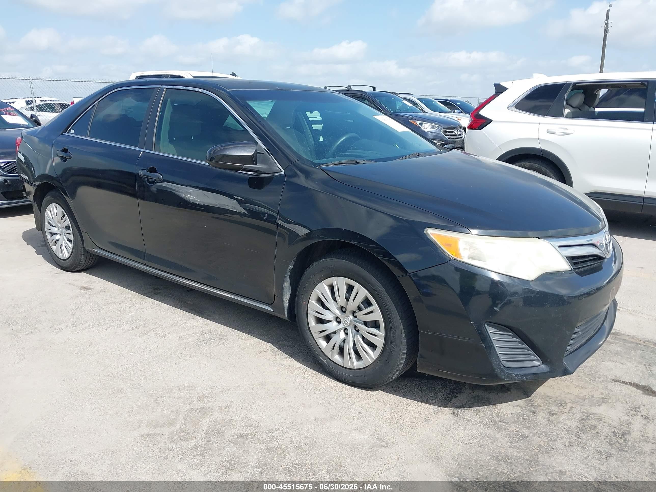 2013 Toyota Camry Le Black vin: 4T1BF1FK3DU639778