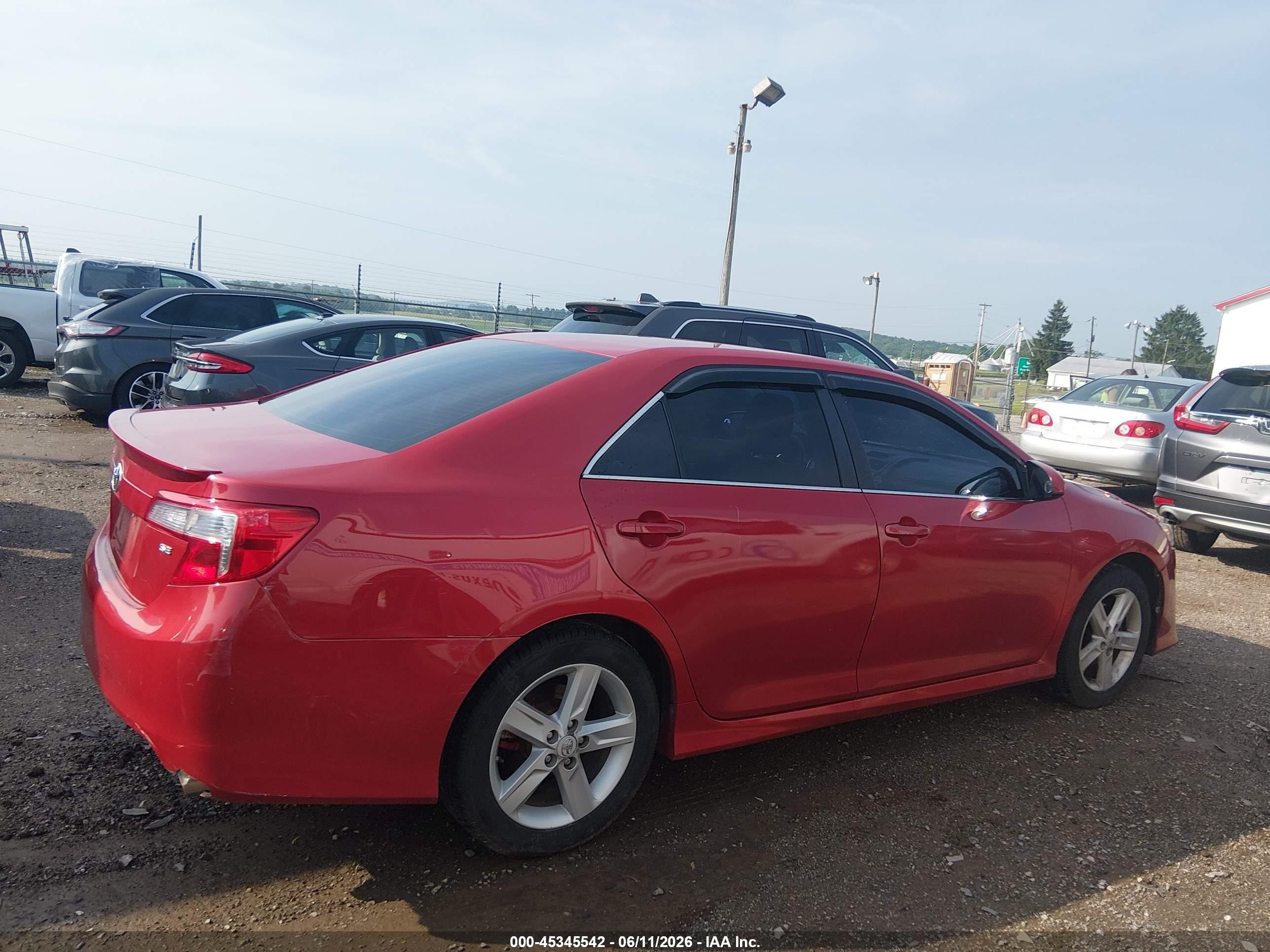 2013 Toyota Camry Se Красный vin: 4T1BF1FK3DU643619