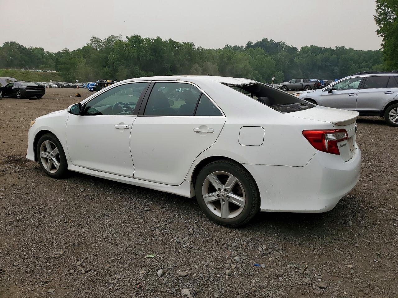 2013 Toyota Camry Se White vin: 4T1BF1FK3DU652479