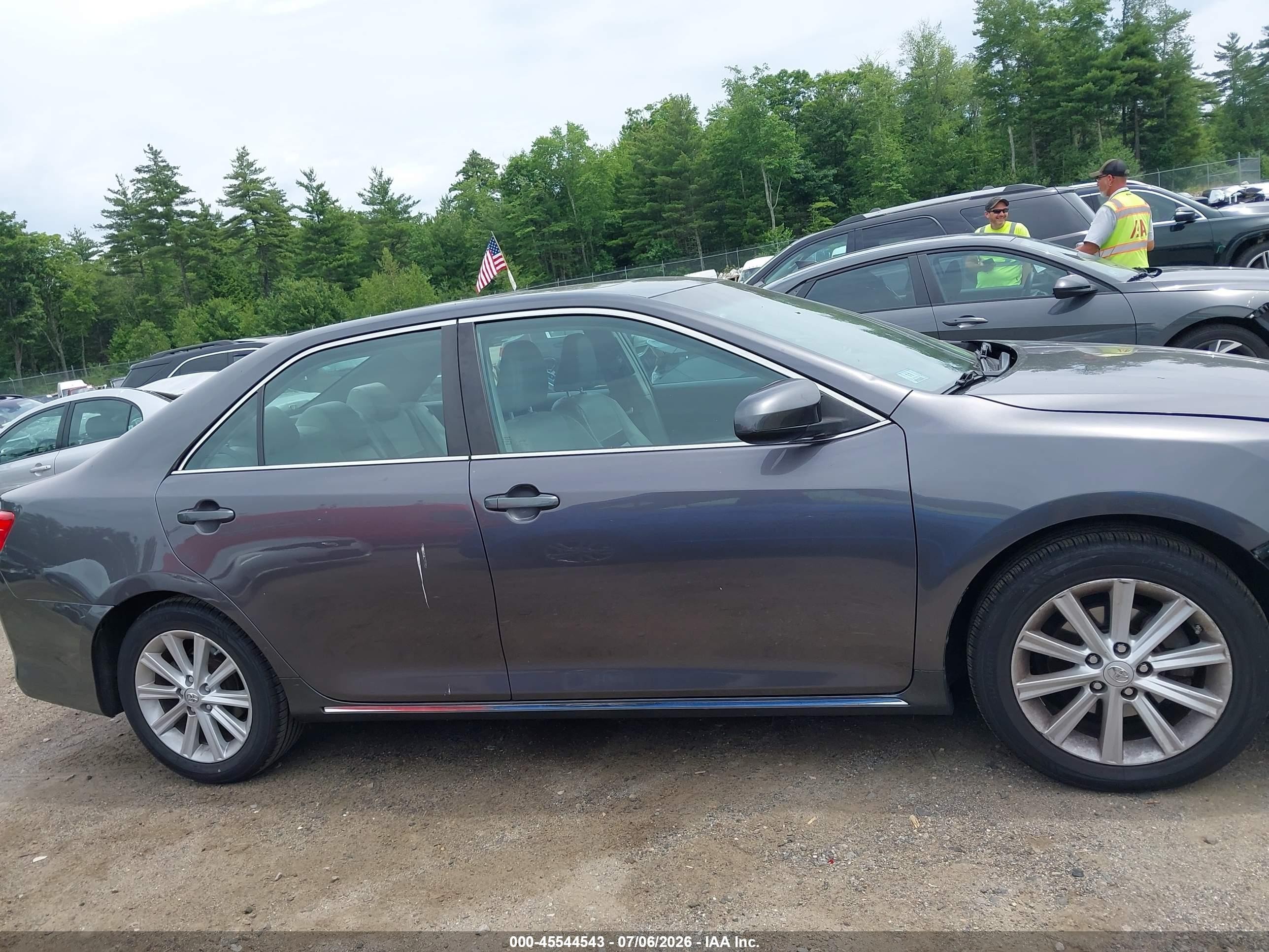 2013 Toyota Camry Xle Gray vin: 4T1BF1FK3DU669945