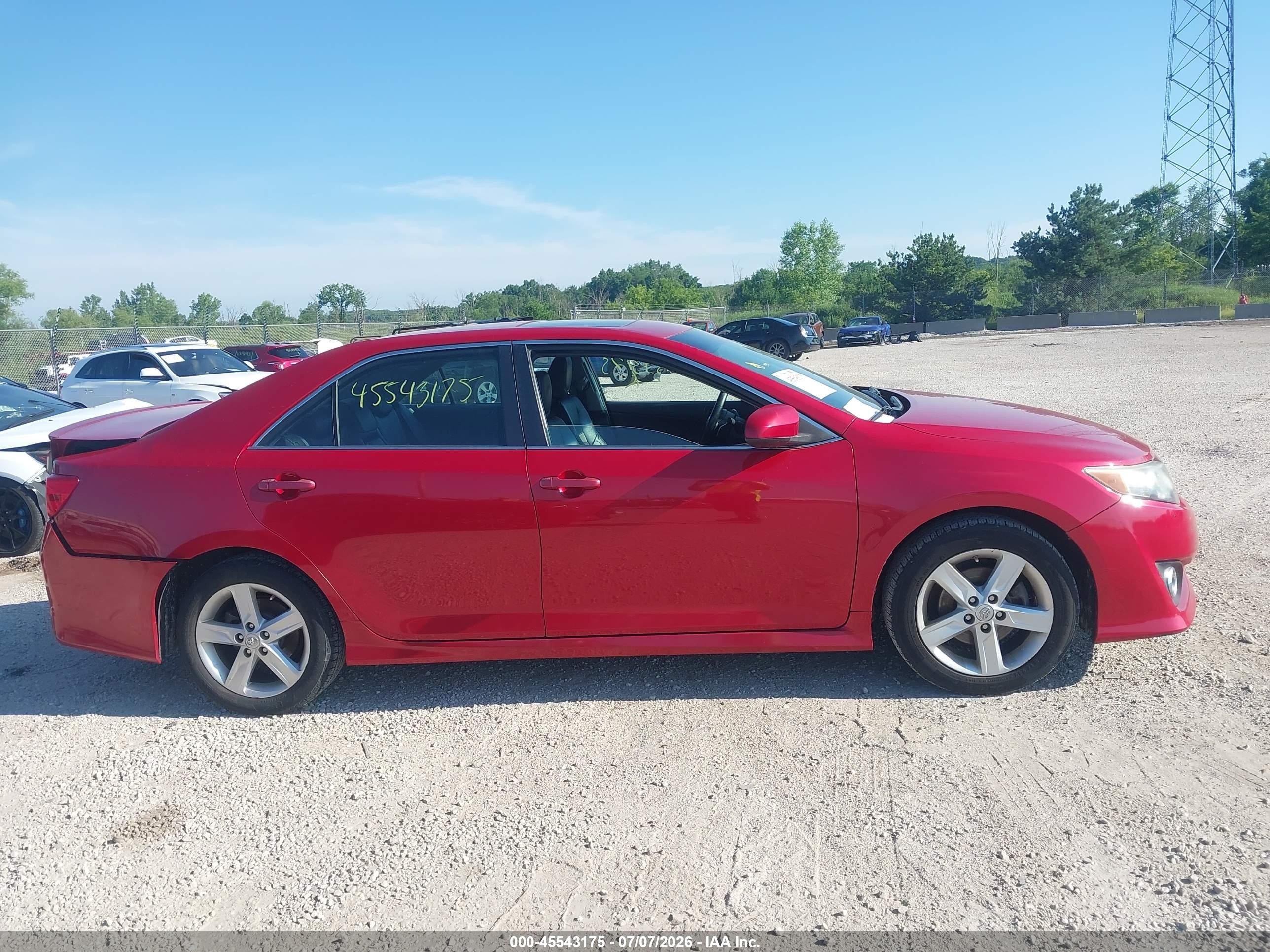 2013 Toyota Camry Se Red vin: 4T1BF1FK3DU677673