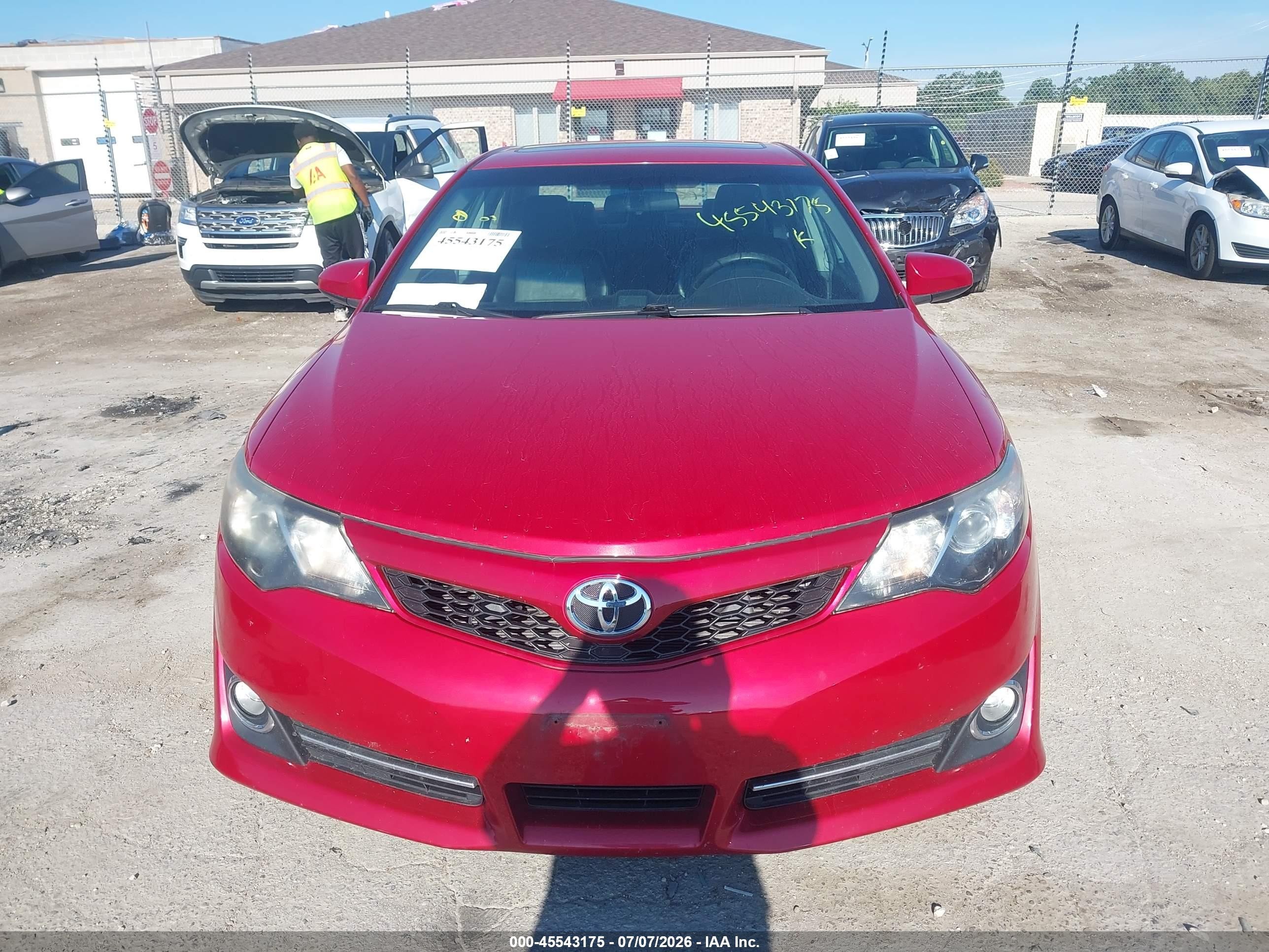 2013 Toyota Camry Se Red vin: 4T1BF1FK3DU677673
