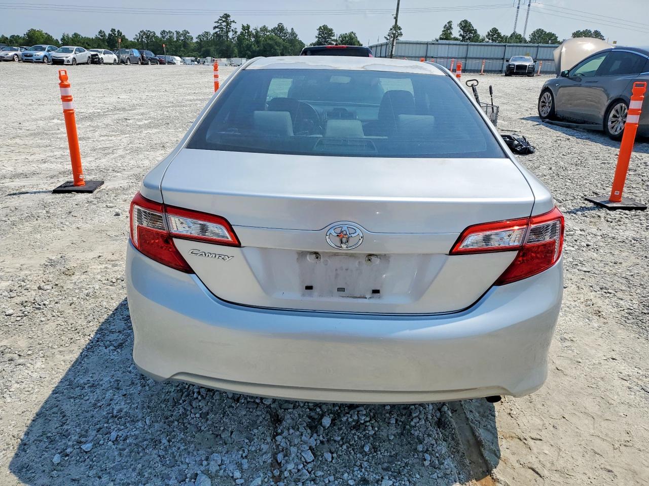 2013 Toyota Camry L Silver vin: 4T1BF1FK3DU678452