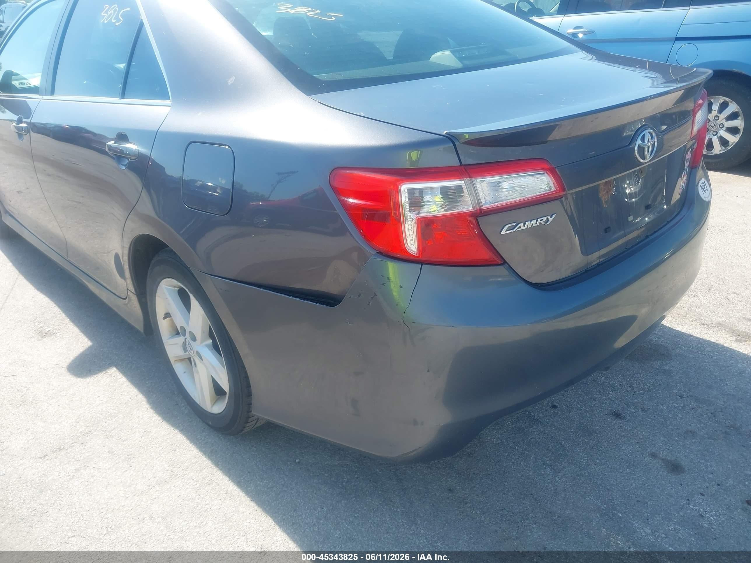 2013 Toyota Camry Se Серый vin: 4T1BF1FK3DU681707