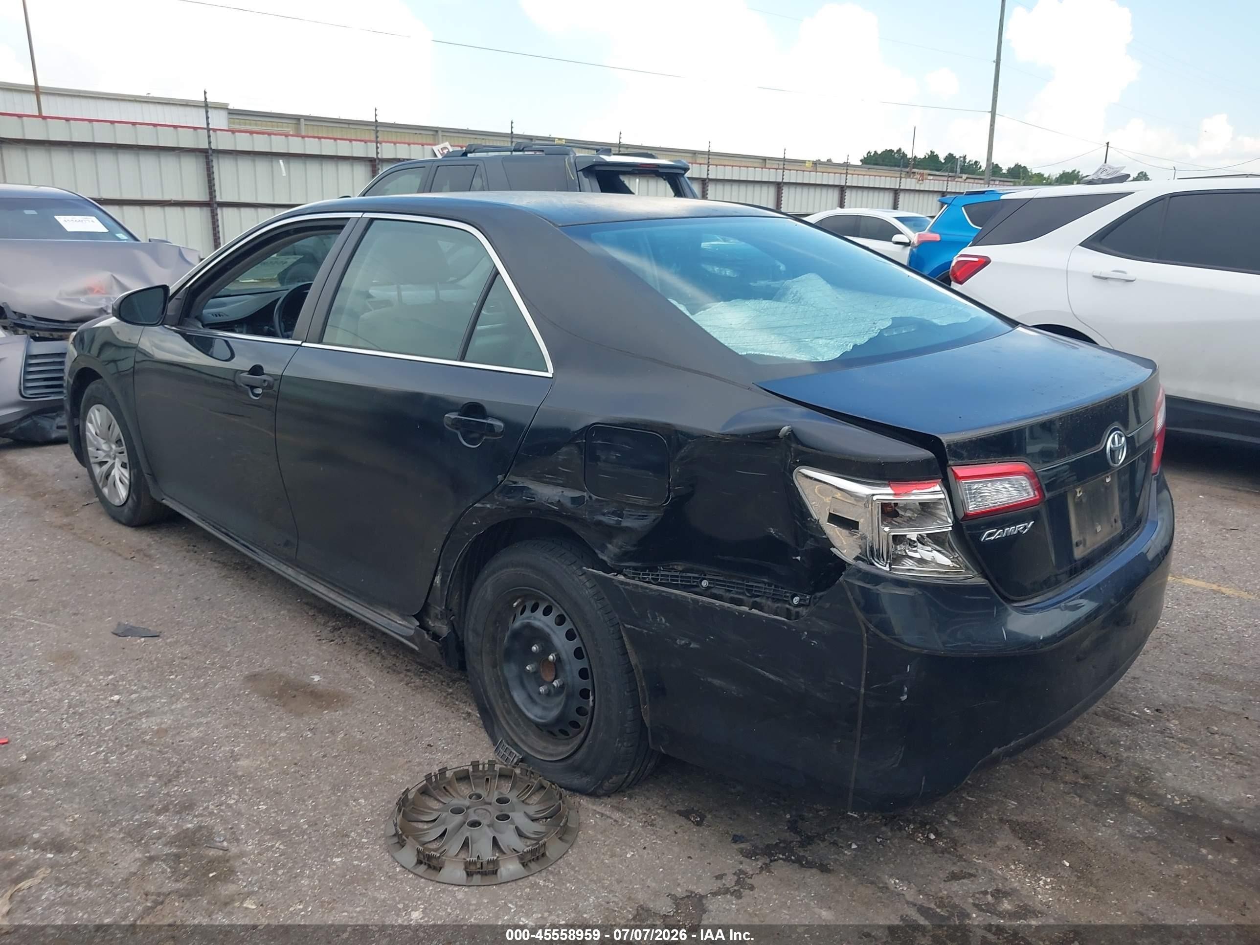 2014 Toyota Camry Le Black vin: 4T1BF1FK3EU305008