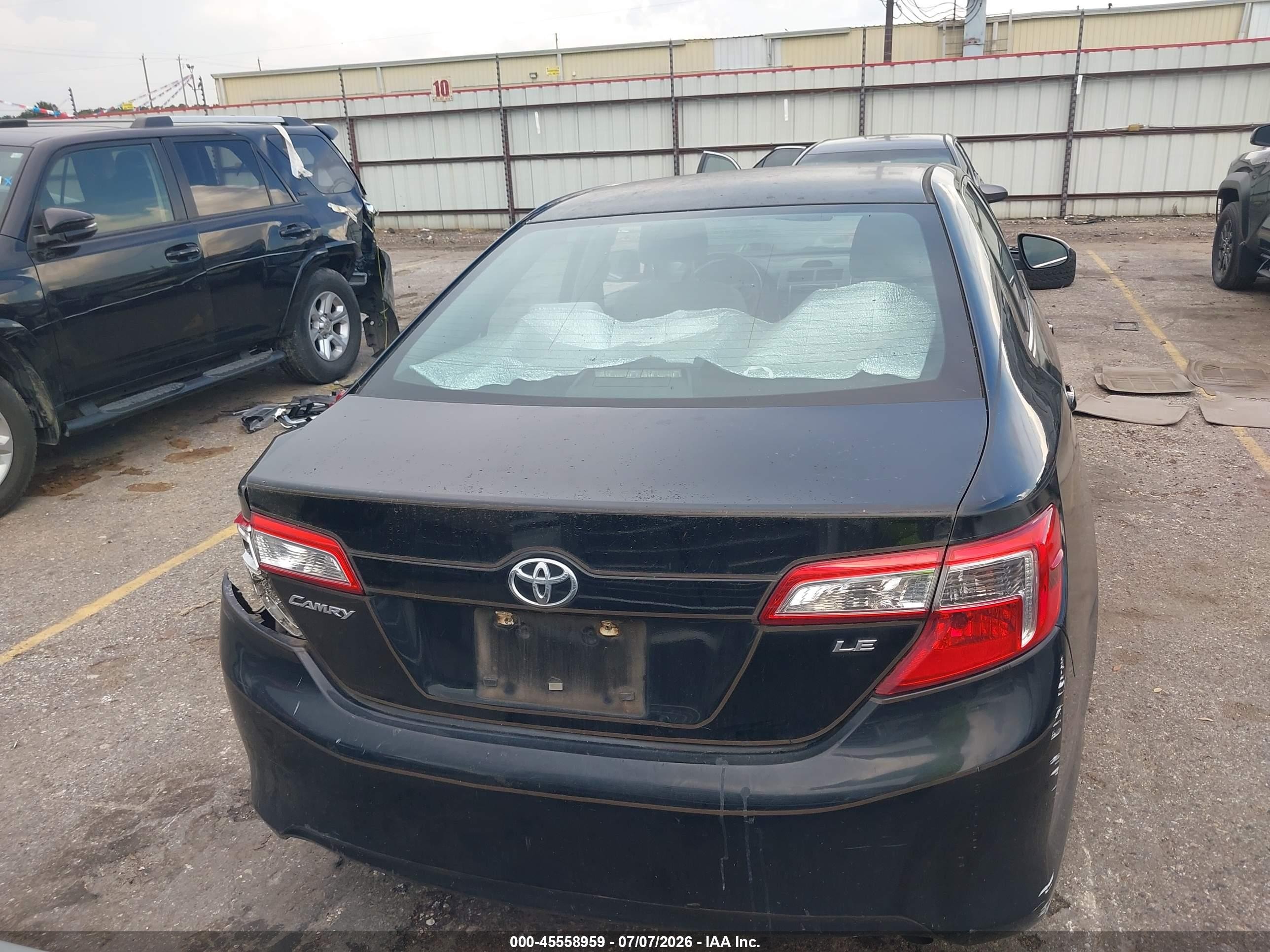 2014 Toyota Camry Le Black vin: 4T1BF1FK3EU305008