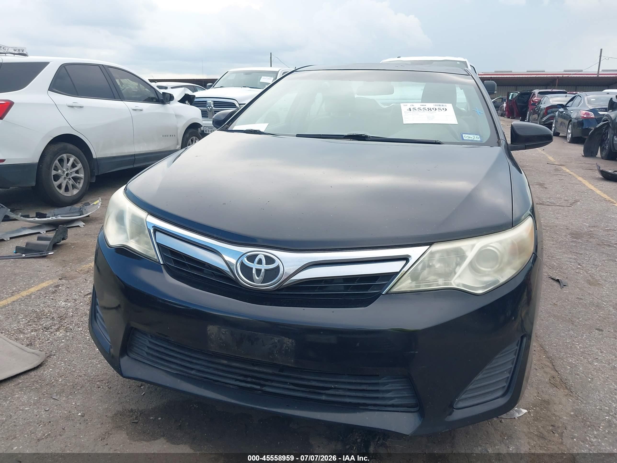 2014 Toyota Camry Le Black vin: 4T1BF1FK3EU305008