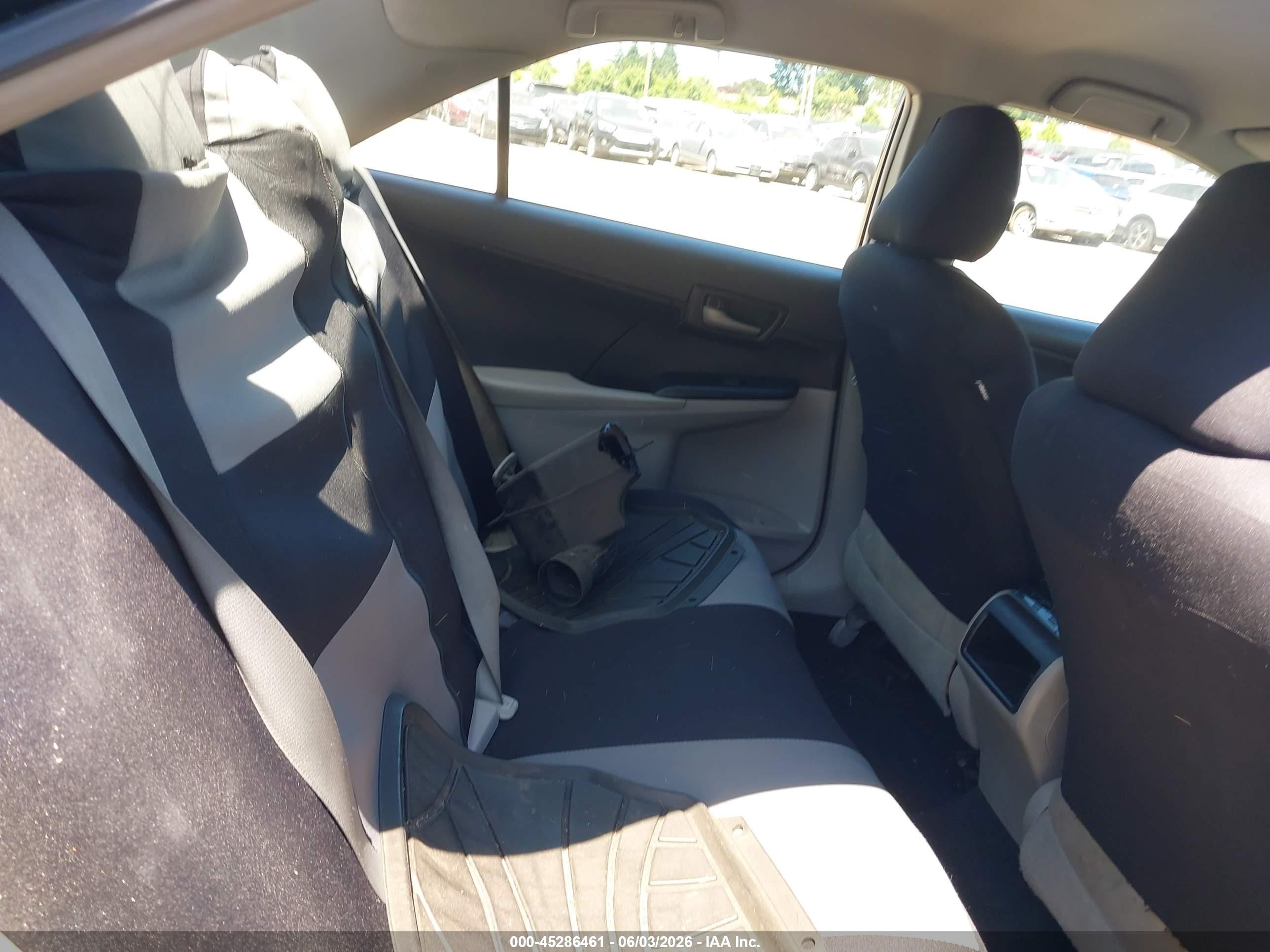2014 Toyota Camry Le Blue vin: 4T1BF1FK3EU314906