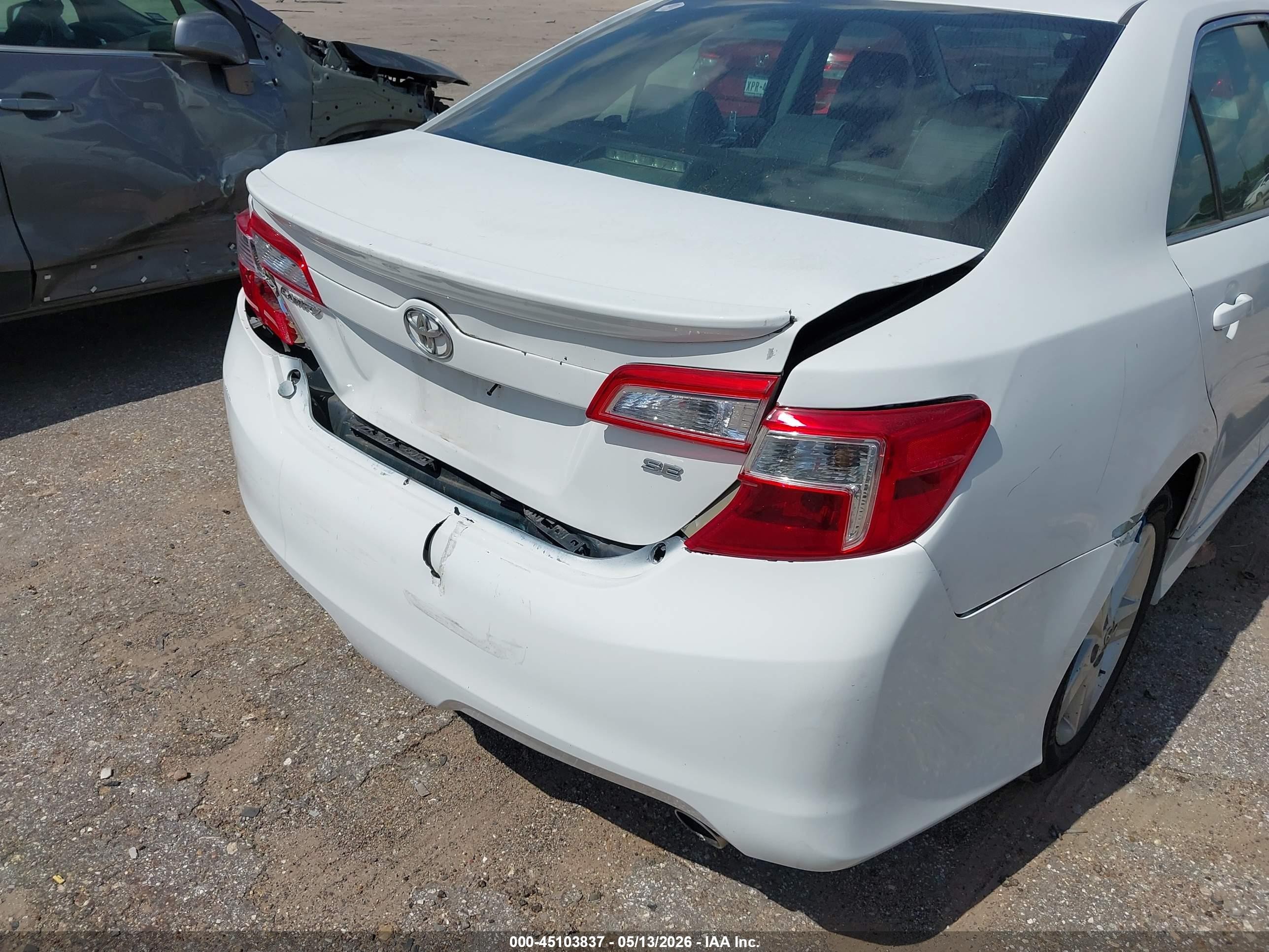 2014 Toyota Camry Se Белый vin: 4T1BF1FK3EU315103