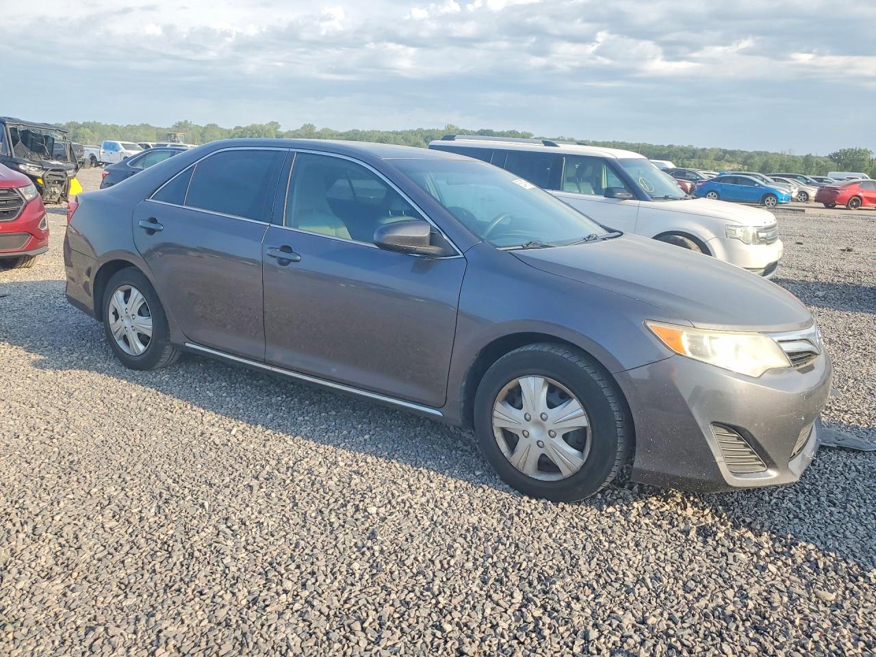 2014 Toyota Camry Le Gray vin: 4T1BF1FK3EU321726