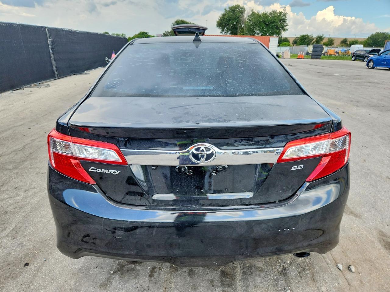 2014 Toyota Camry Se Black vin: 4T1BF1FK3EU321886