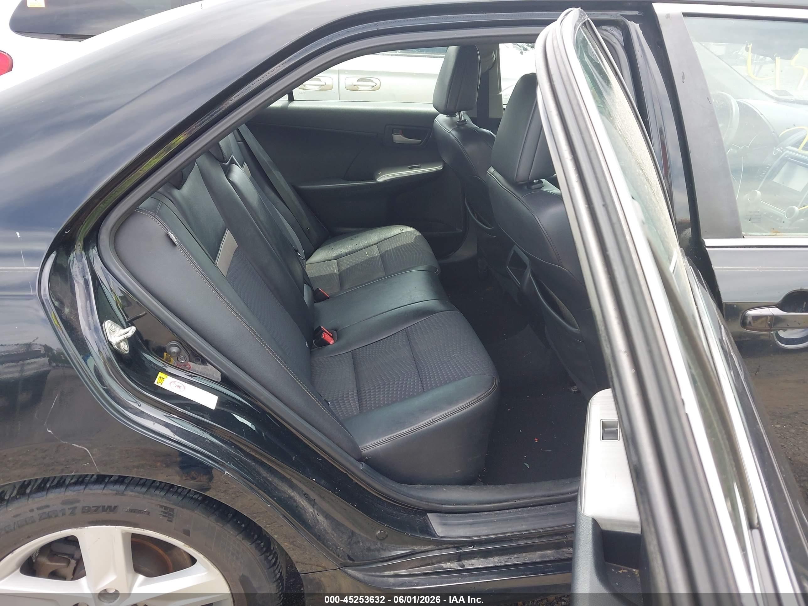 2014 Toyota Camry Se Black vin: 4T1BF1FK3EU334444