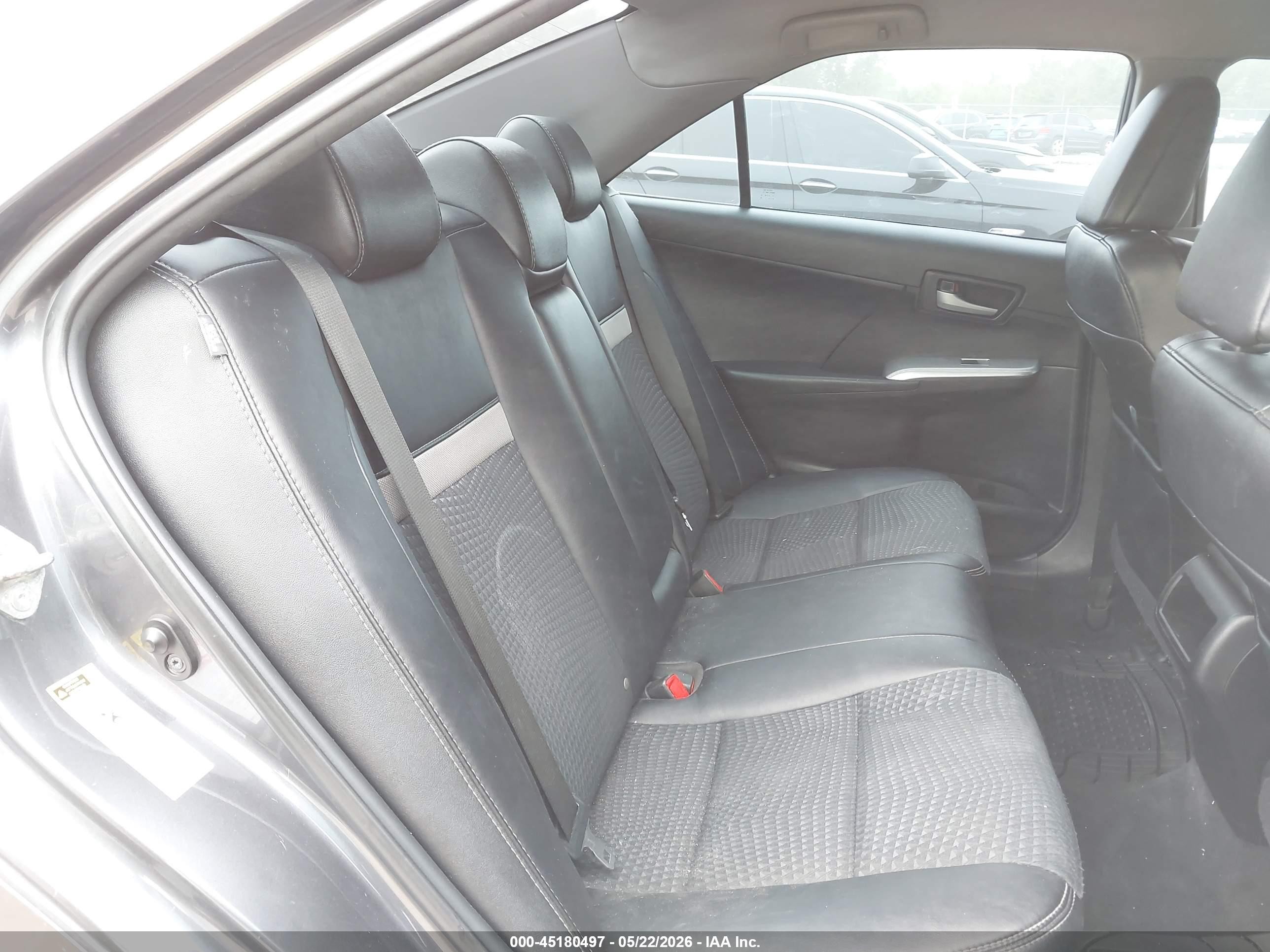 2014 Toyota Camry Se Gray vin: 4T1BF1FK3EU335688