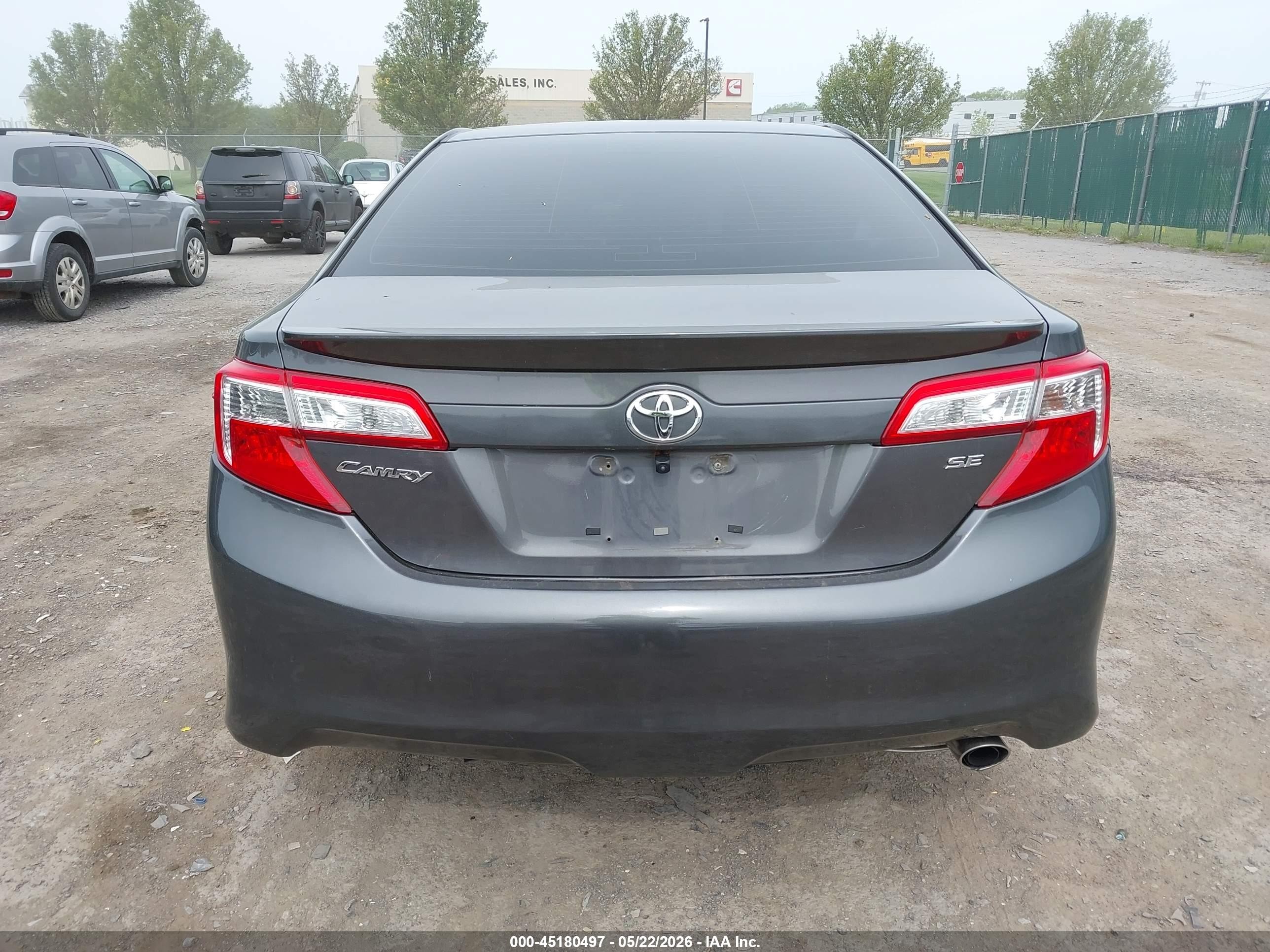 2014 Toyota Camry Se Gray vin: 4T1BF1FK3EU335688