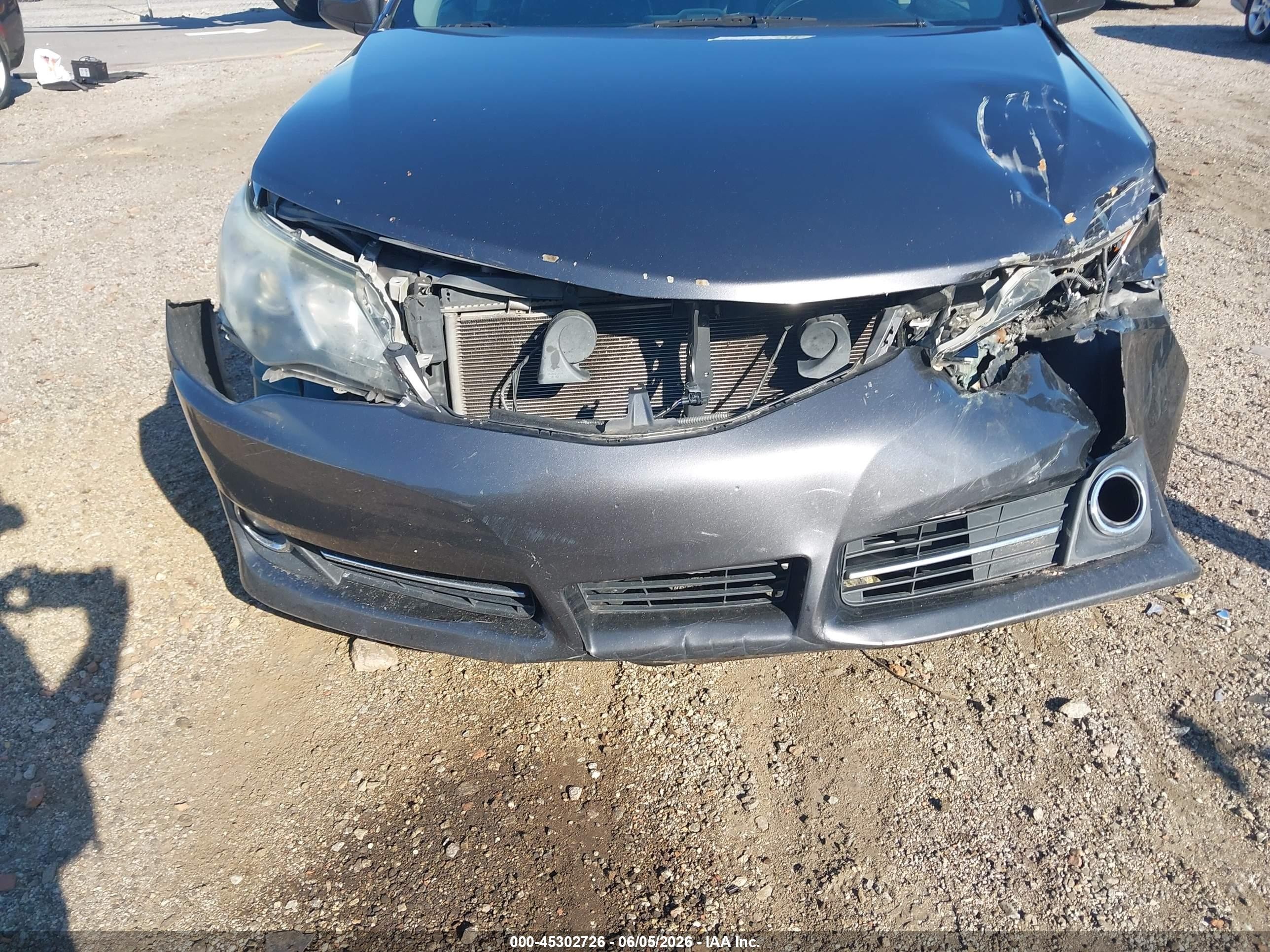 2014 Toyota Camry L/se/le/xle Gray vin: 4T1BF1FK3EU339479