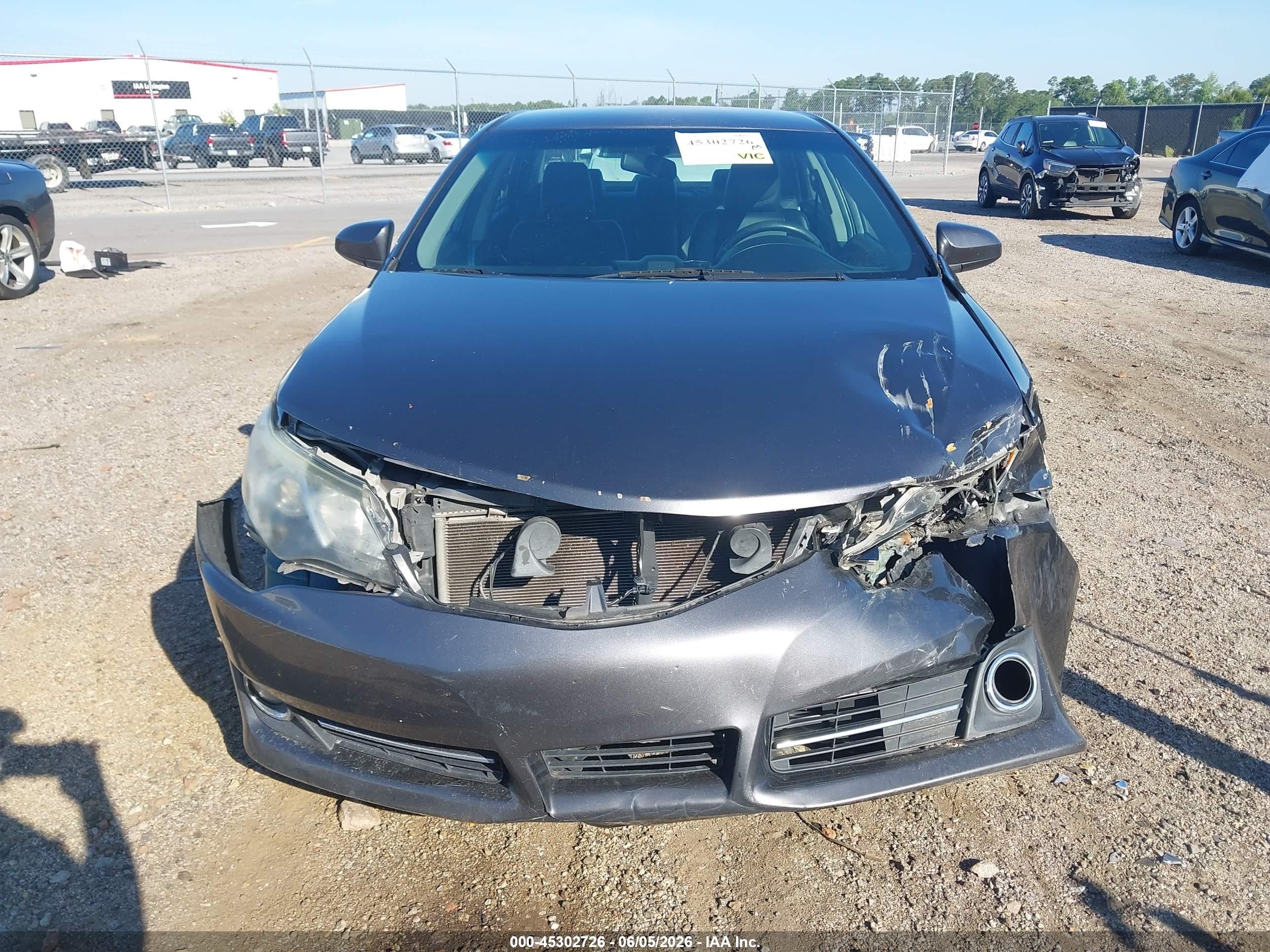 2014 Toyota Camry L/se/le/xle Gray vin: 4T1BF1FK3EU339479