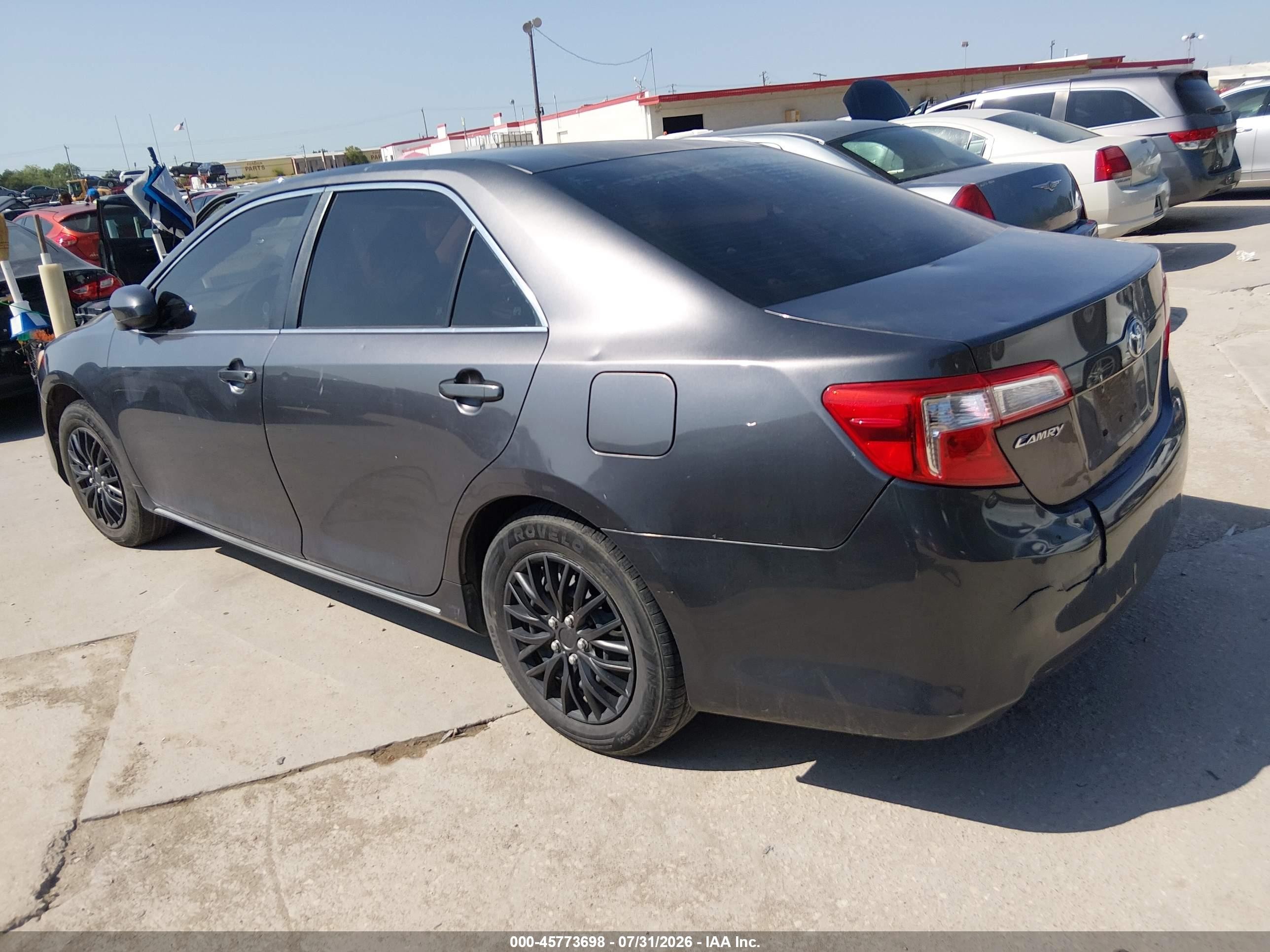 2014 Toyota Camry Le Brown vin: 4T1BF1FK3EU367542