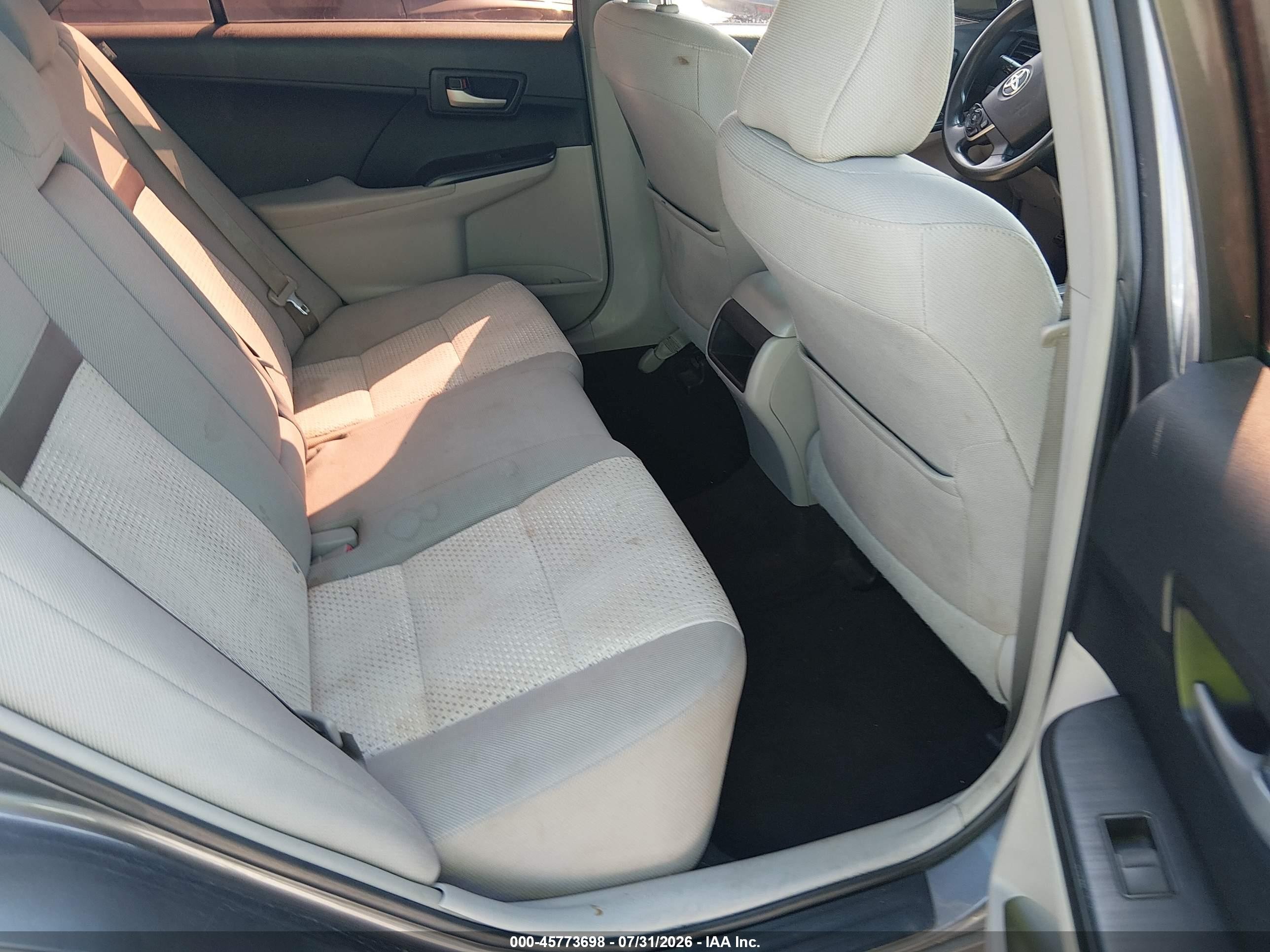 2014 Toyota Camry Le Brown vin: 4T1BF1FK3EU367542