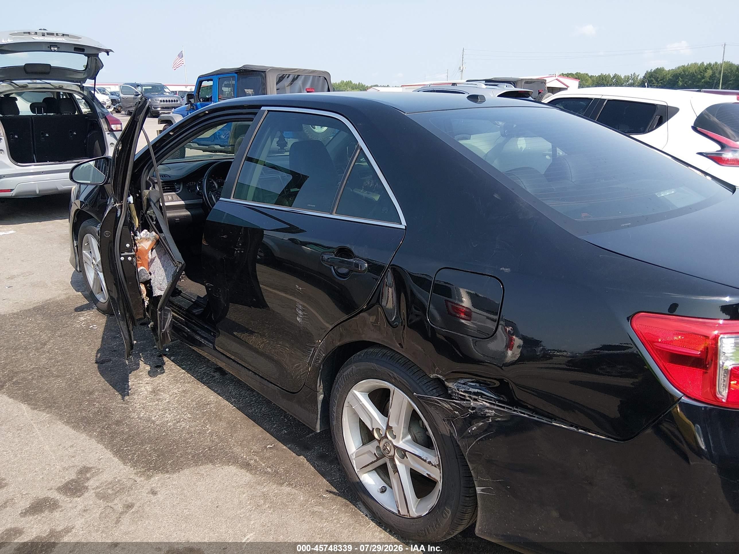 2014 Toyota Camry Se Черный vin: 4T1BF1FK3EU380808