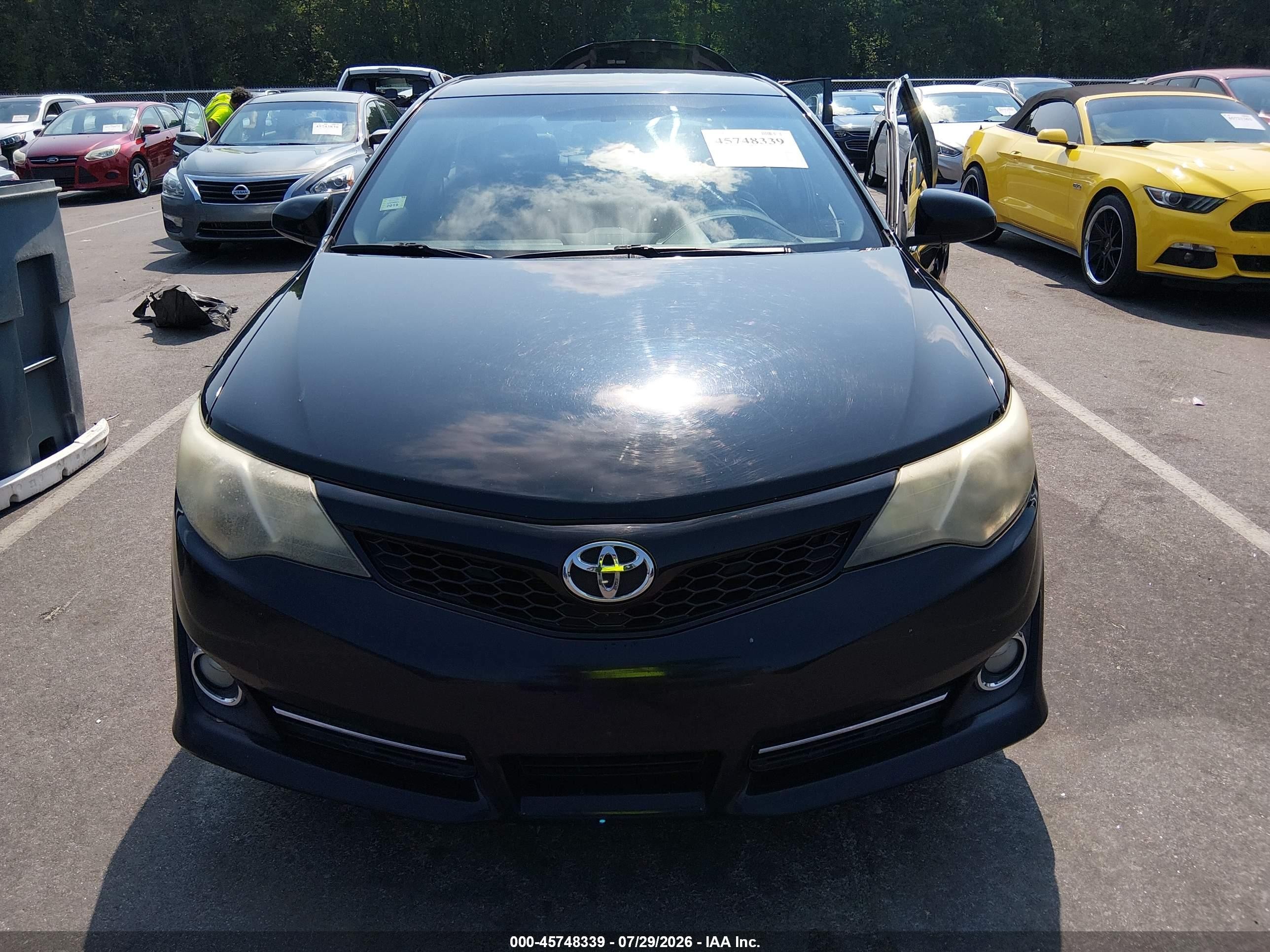 2014 Toyota Camry Se Черный vin: 4T1BF1FK3EU380808