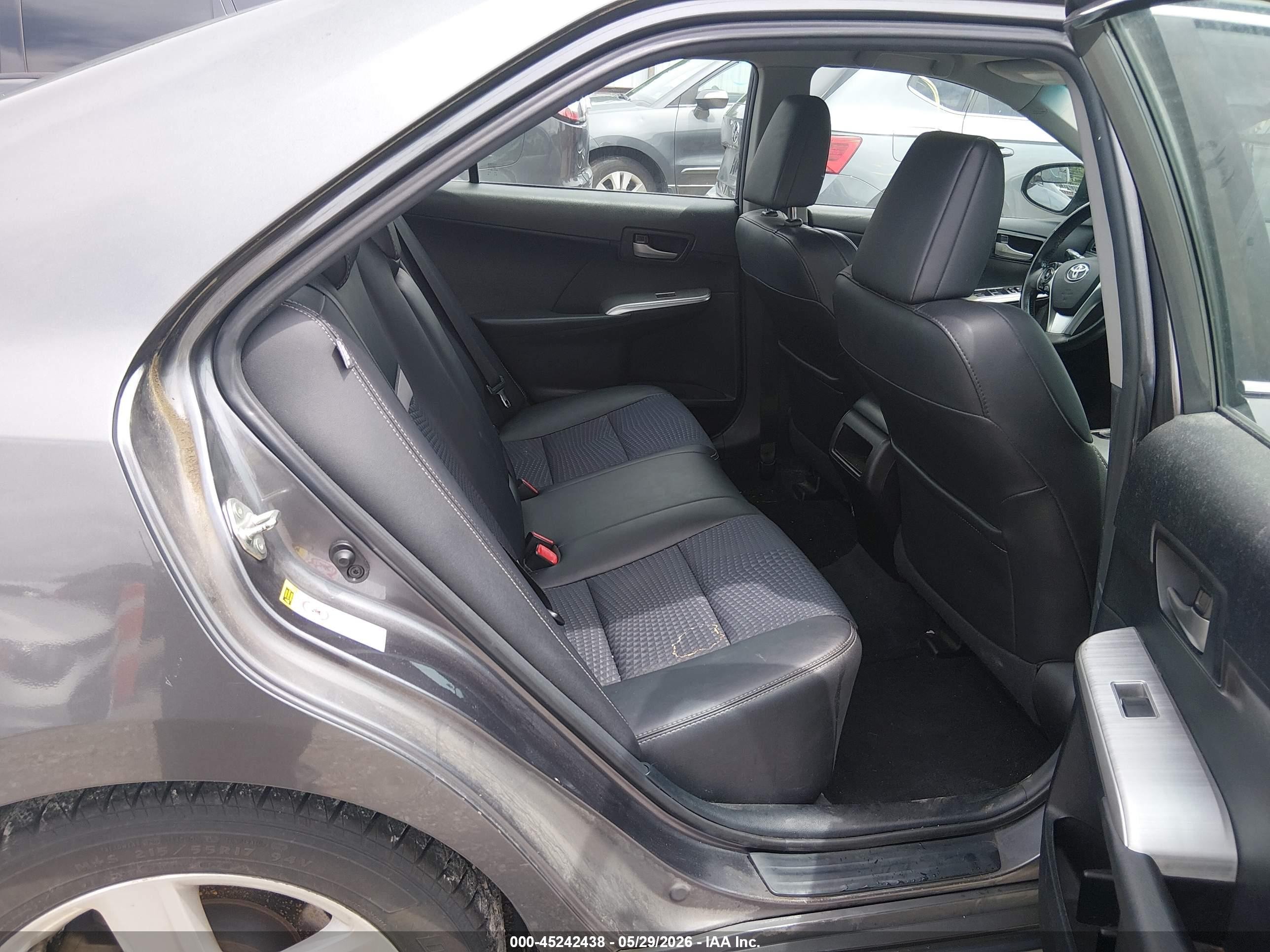 2014 Toyota Camry Se Gray vin: 4T1BF1FK3EU387175