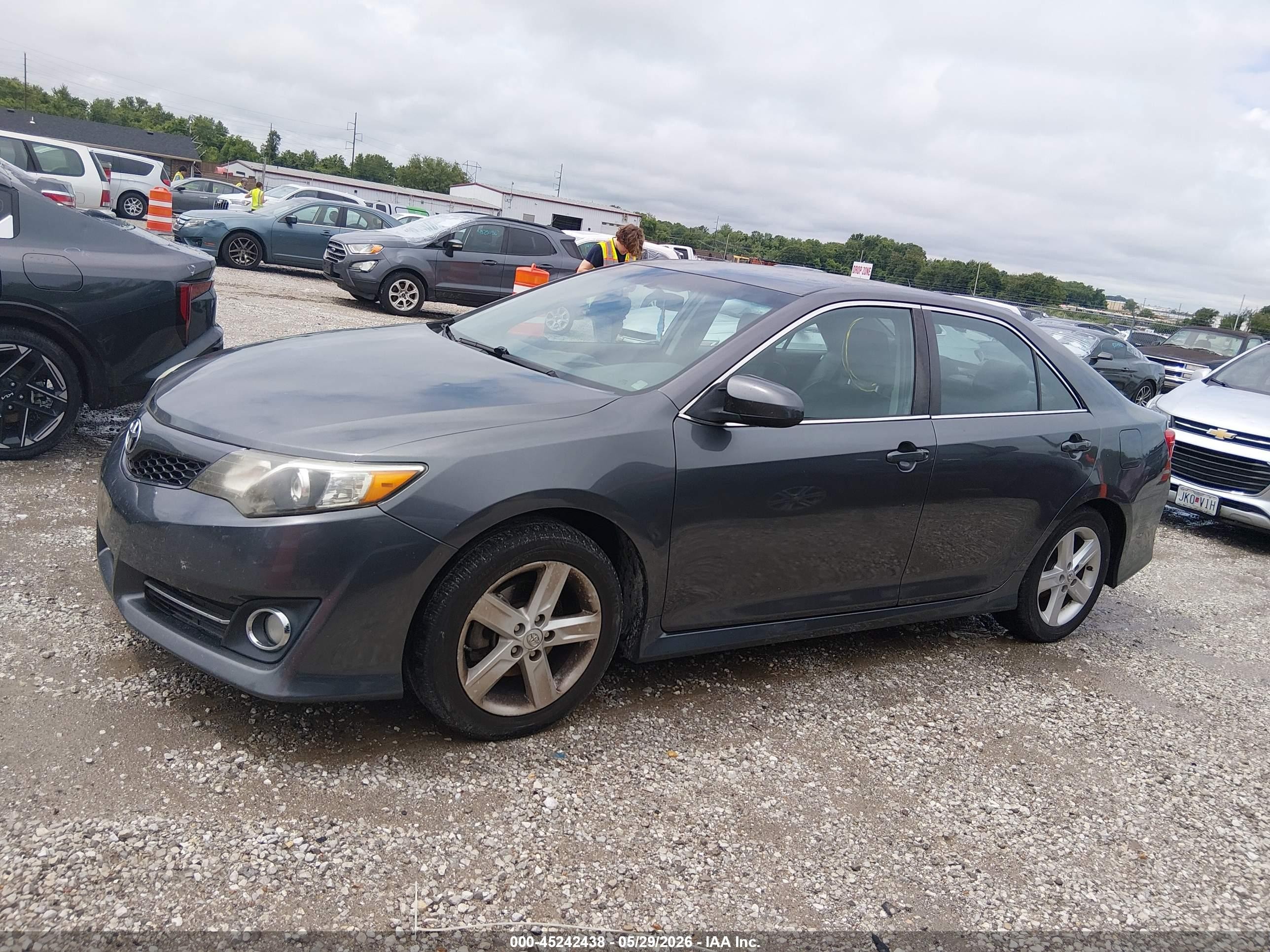 2014 Toyota Camry Se Gray vin: 4T1BF1FK3EU387175