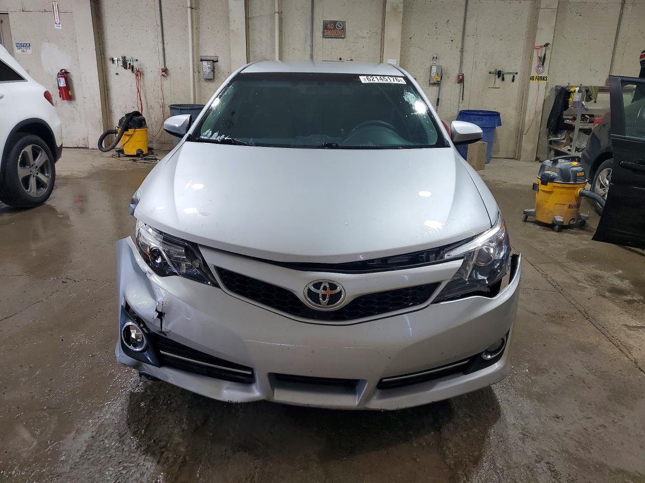 2014 Toyota Camry Se Silver vin: 4T1BF1FK3EU395812
