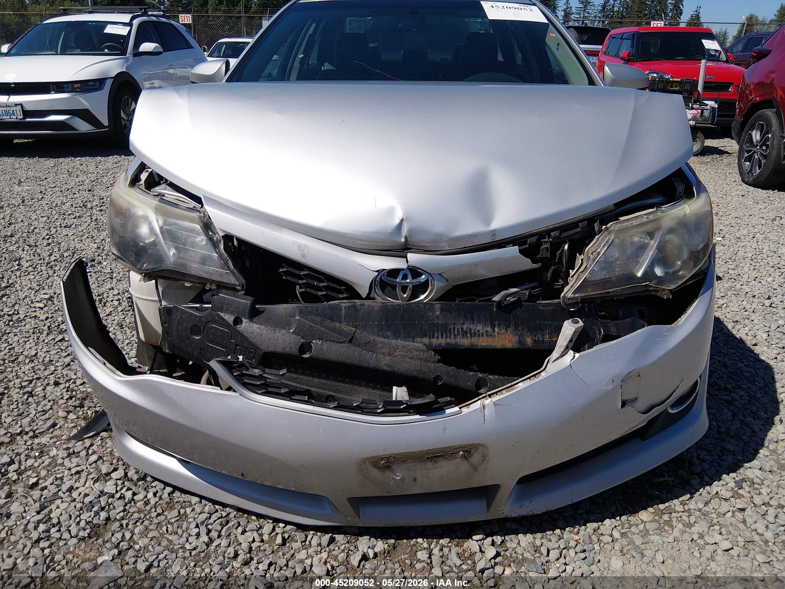 2014 Toyota Camry Se Silver vin: 4T1BF1FK3EU397558