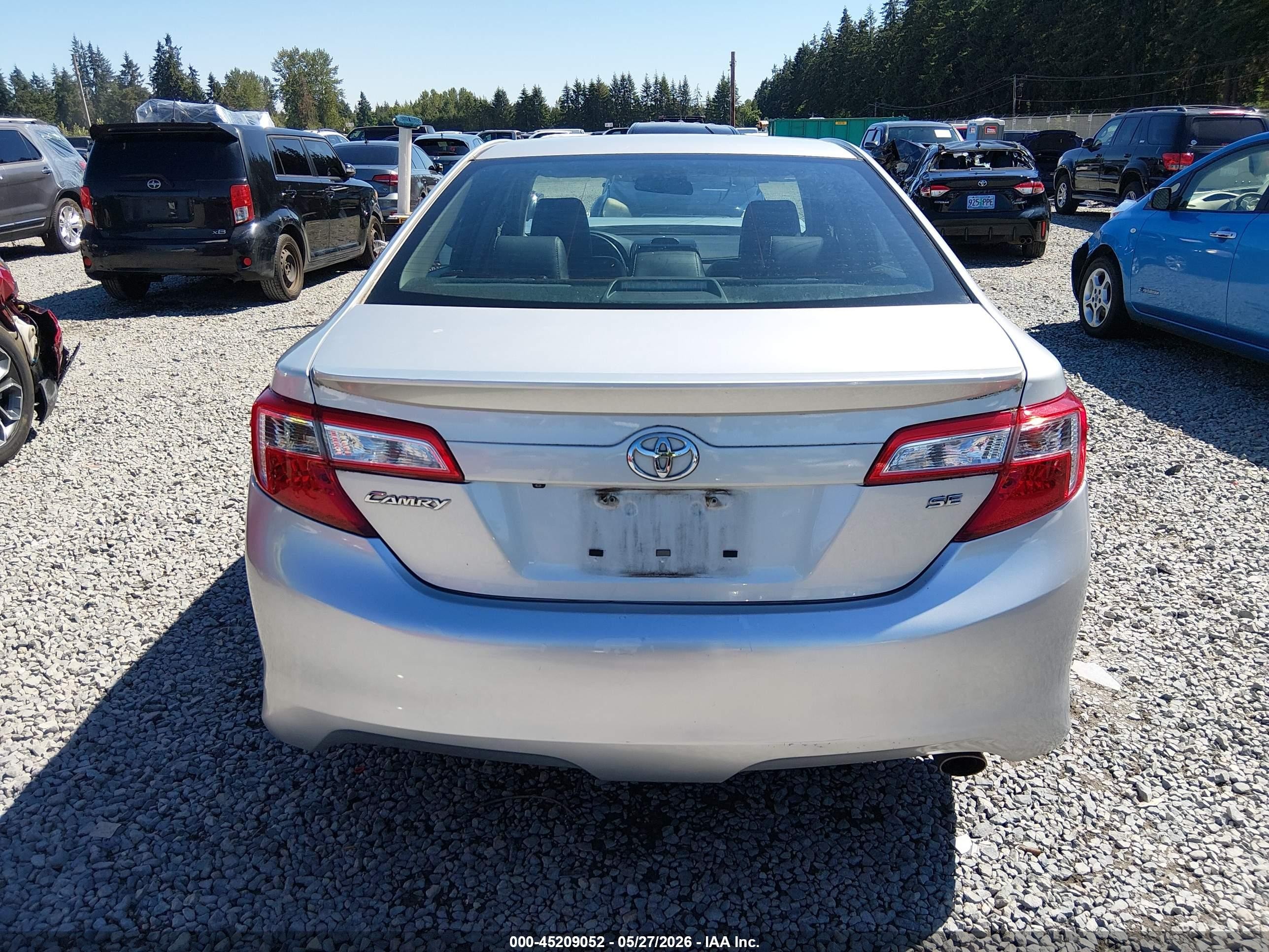 2014 Toyota Camry Se Silver vin: 4T1BF1FK3EU397558