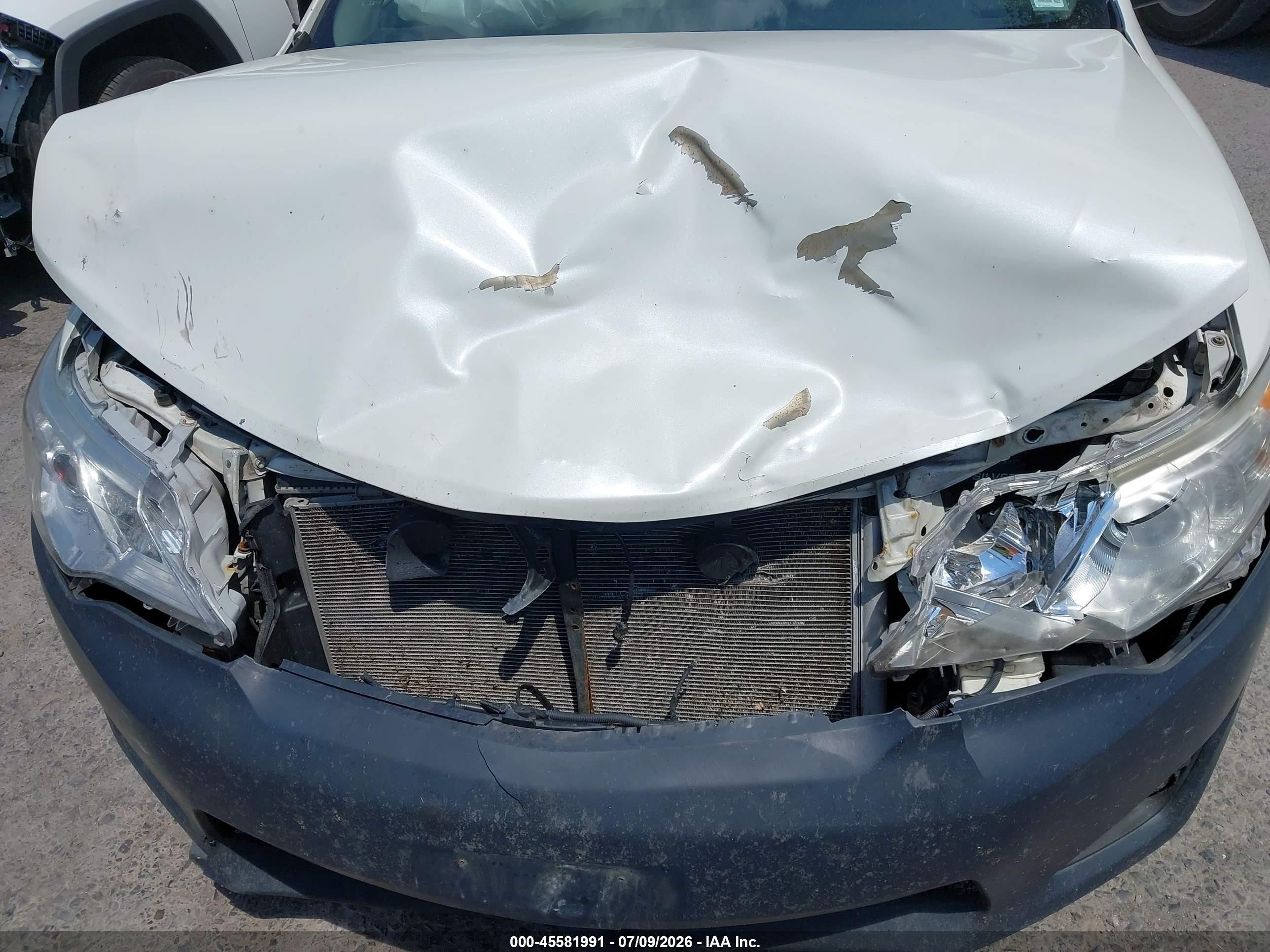 2014 Toyota Camry Xle White vin: 4T1BF1FK3EU401530