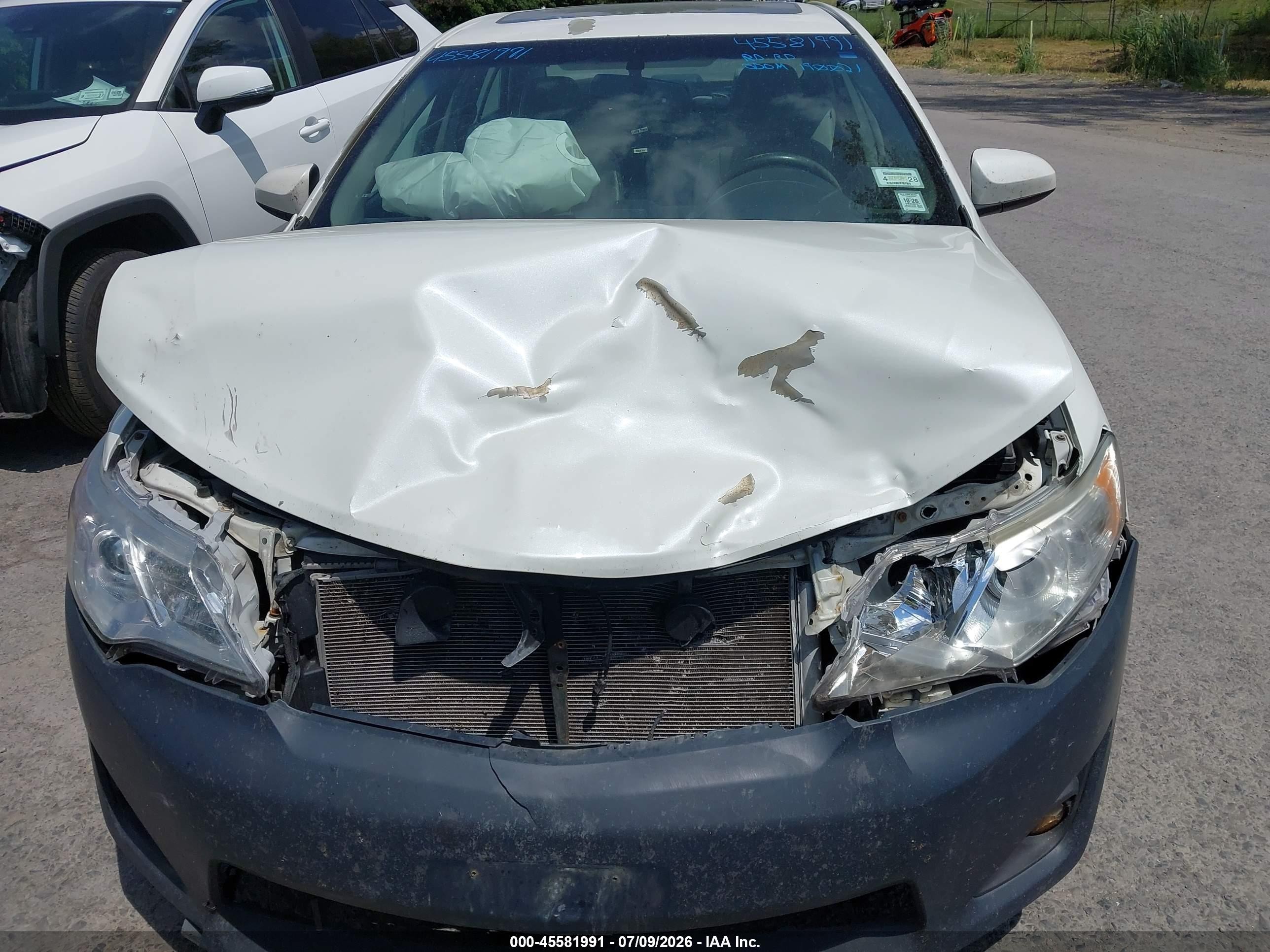2014 Toyota Camry Xle White vin: 4T1BF1FK3EU401530