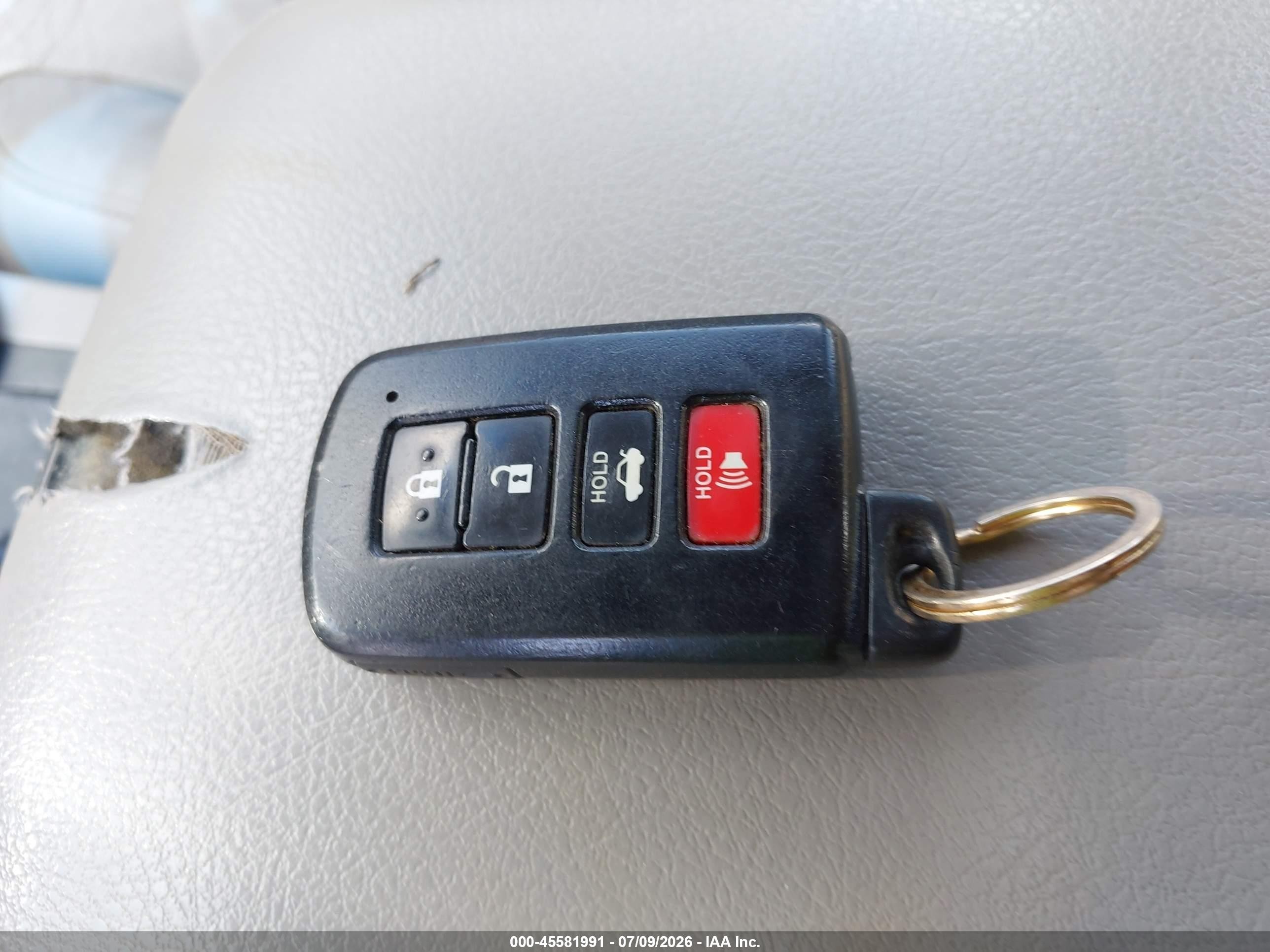 2014 Toyota Camry Xle White vin: 4T1BF1FK3EU401530
