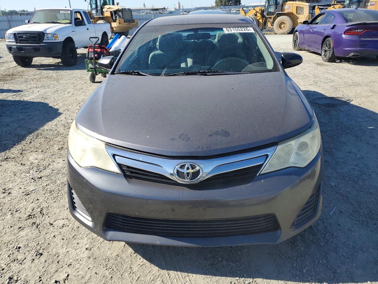 2014 Toyota Camry Le Gray vin: 4T1BF1FK3EU407778