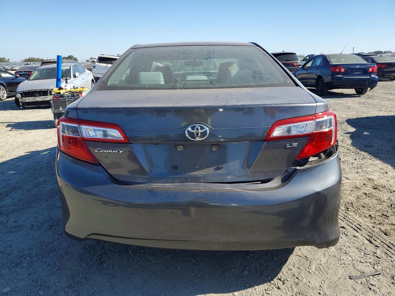 2014 Toyota Camry Le Gray vin: 4T1BF1FK3EU407778