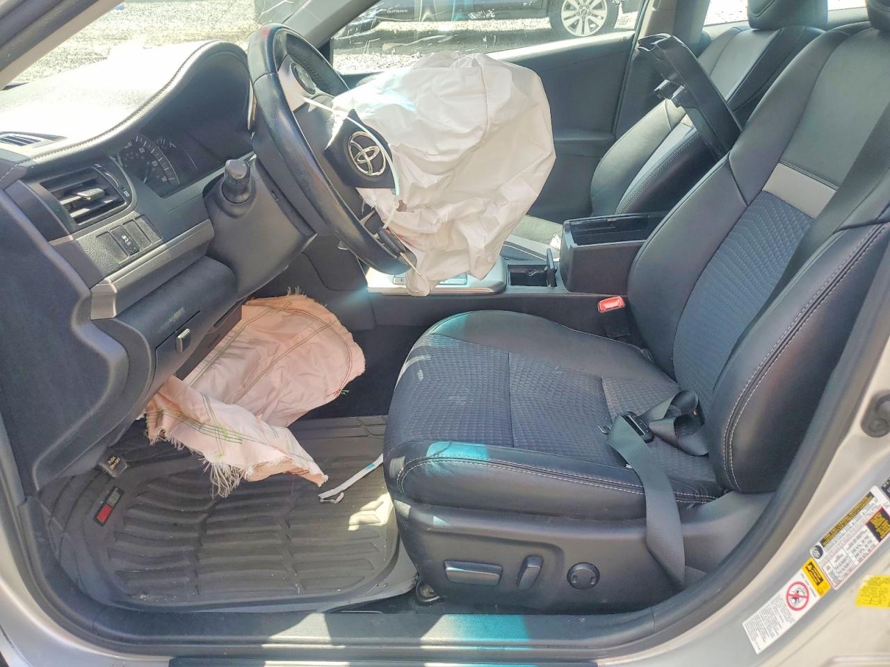 2014 Toyota Camry Se Silver vin: 4T1BF1FK3EU414875
