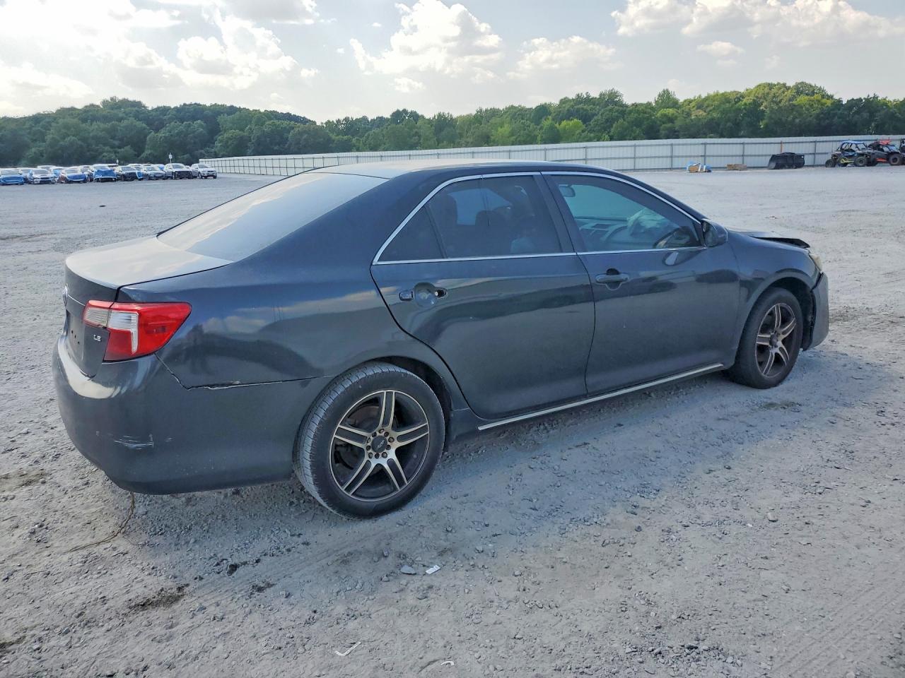 2014 Toyota Camry Blue vin: 4T1BF1FK3EU427626