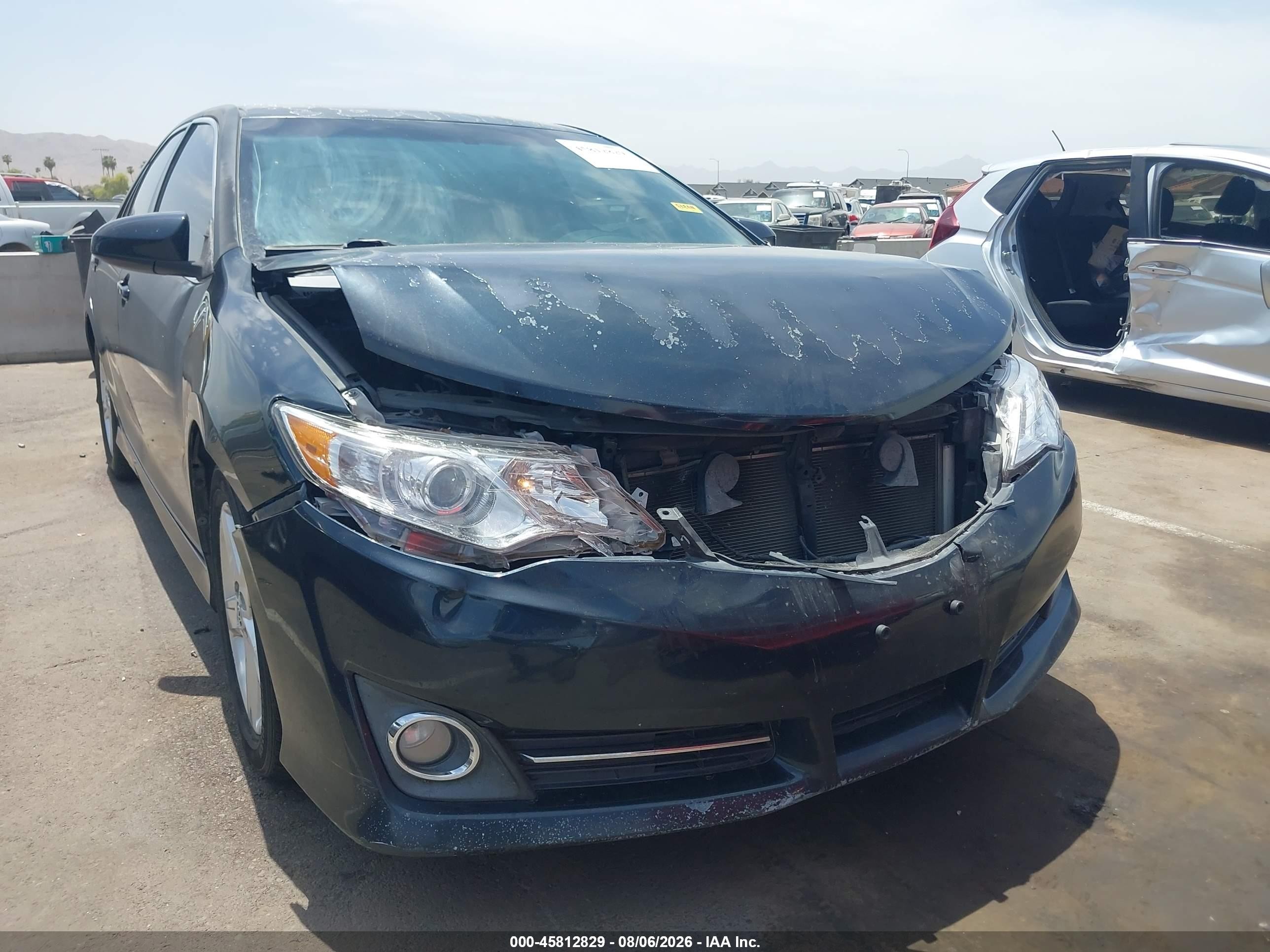 2014 Toyota Camry Se Blue vin: 4T1BF1FK3EU429764
