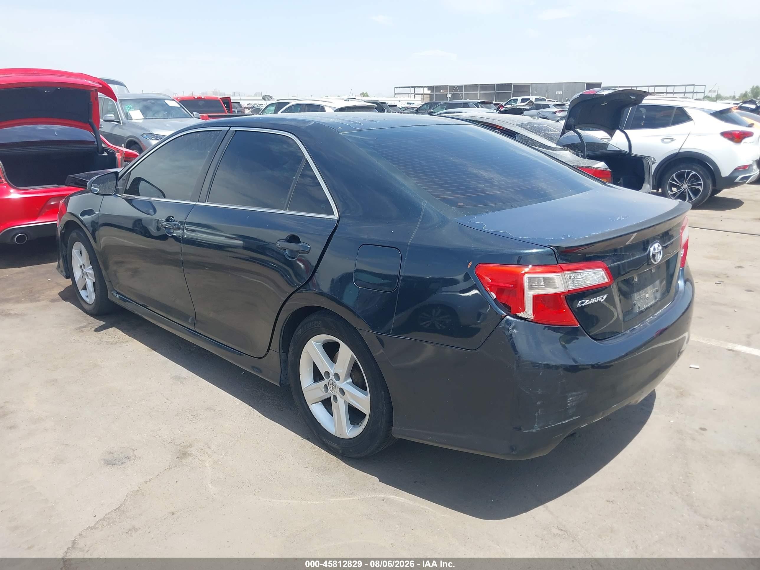 2014 Toyota Camry Se Blue vin: 4T1BF1FK3EU429764