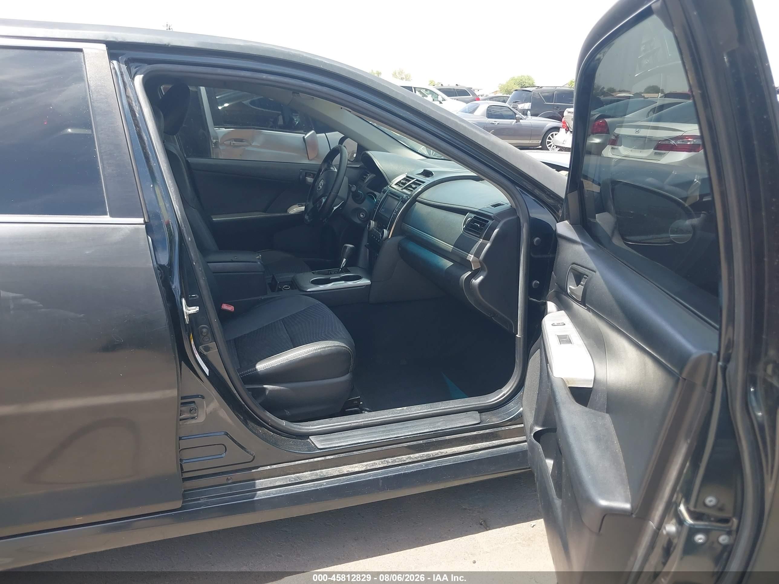 2014 Toyota Camry Se Blue vin: 4T1BF1FK3EU429764
