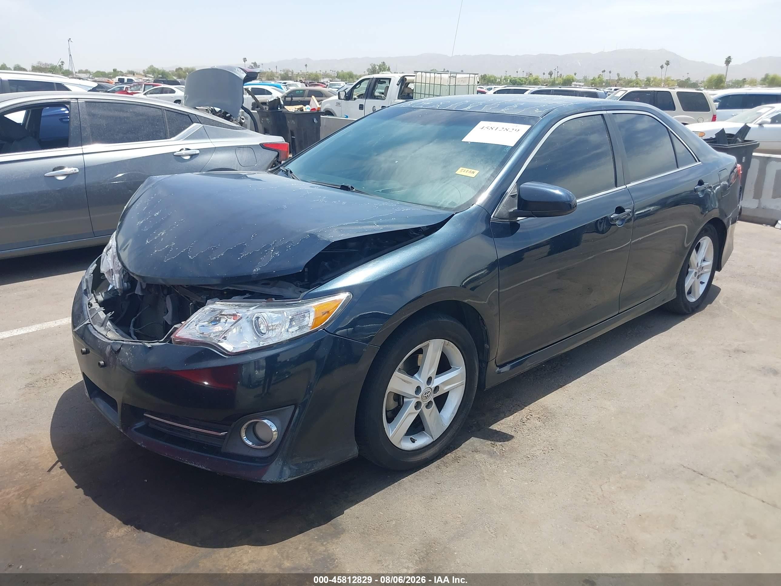 2014 Toyota Camry Se Blue vin: 4T1BF1FK3EU429764