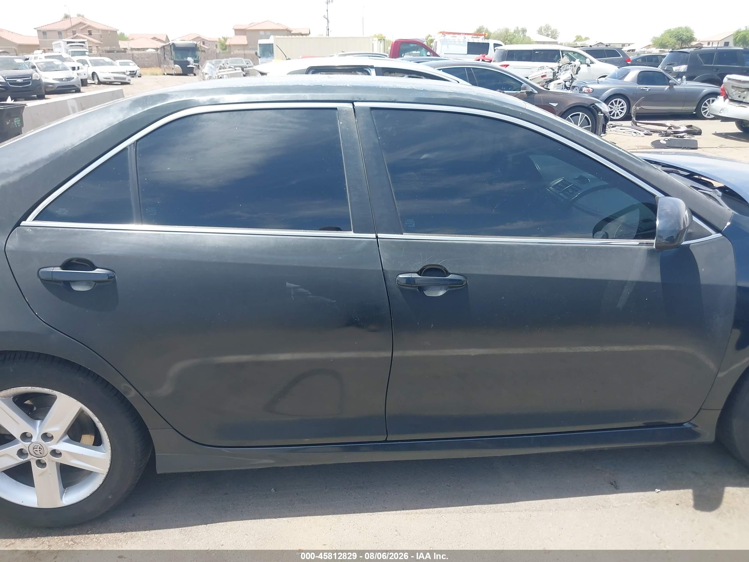 2014 Toyota Camry Se Blue vin: 4T1BF1FK3EU429764