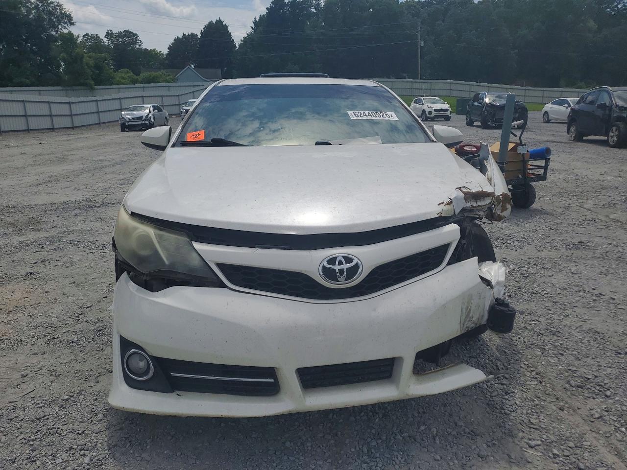 2014 Toyota Camry Se Sport White vin: 4T1BF1FK3EU448329