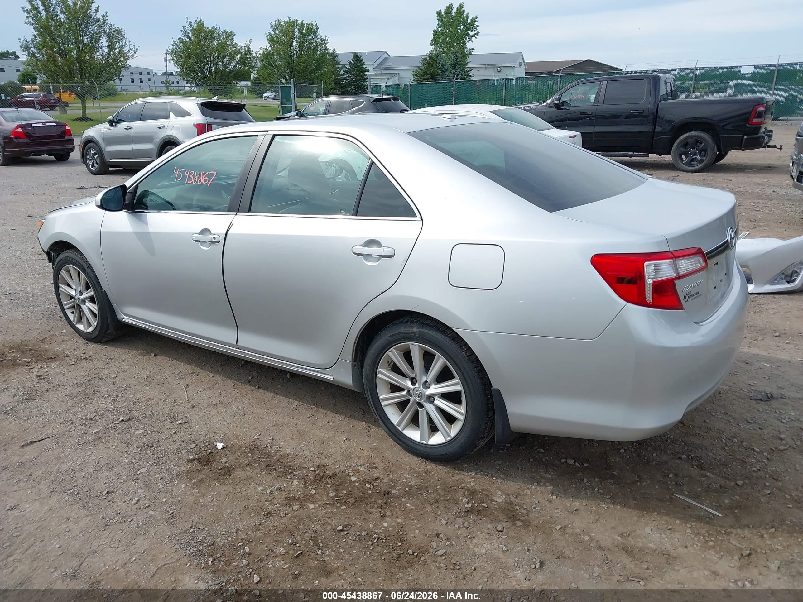 2014 Toyota Camry Xle Silver vin: 4T1BF1FK3EU449836