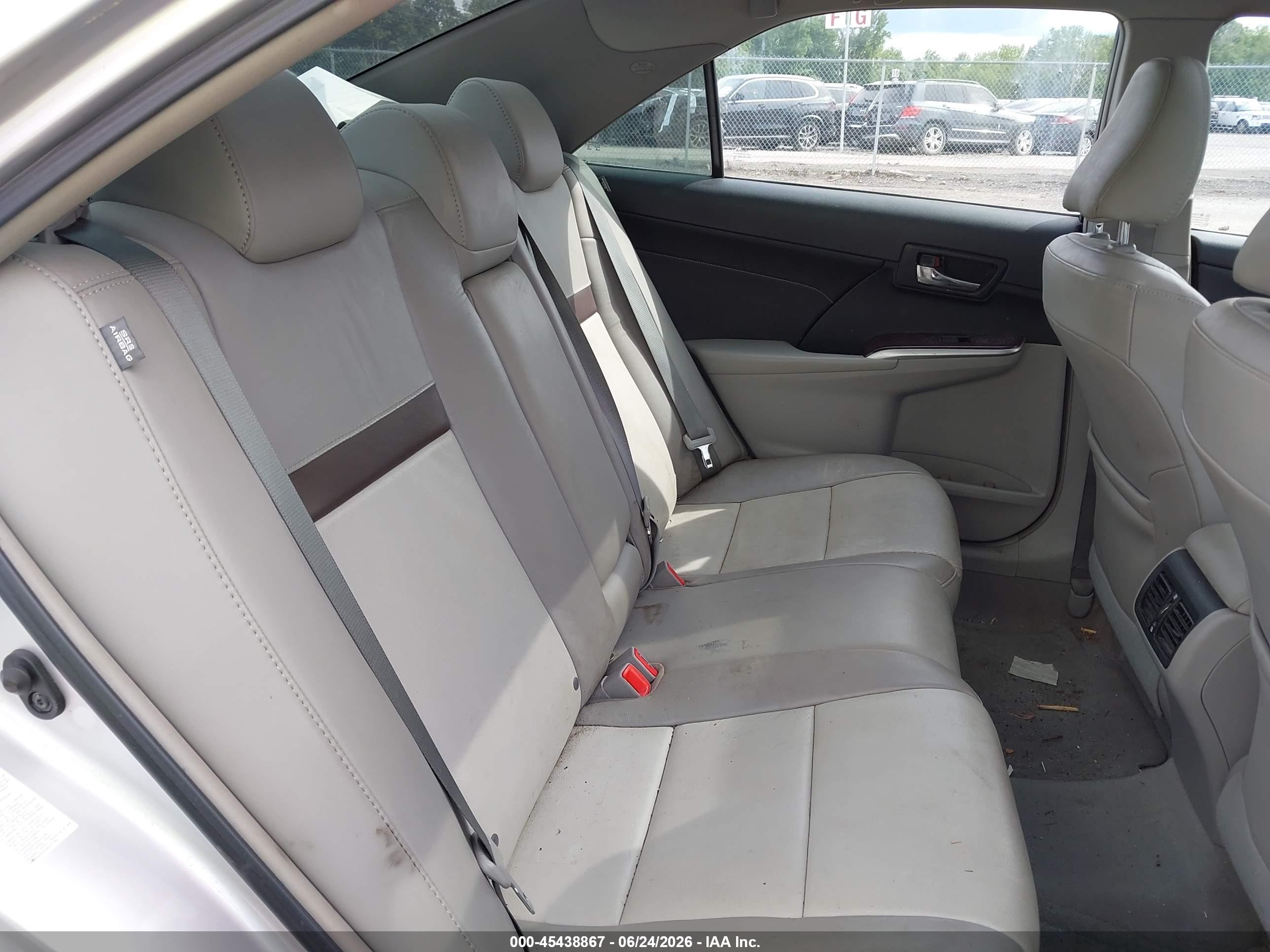 2014 Toyota Camry Xle Silver vin: 4T1BF1FK3EU449836