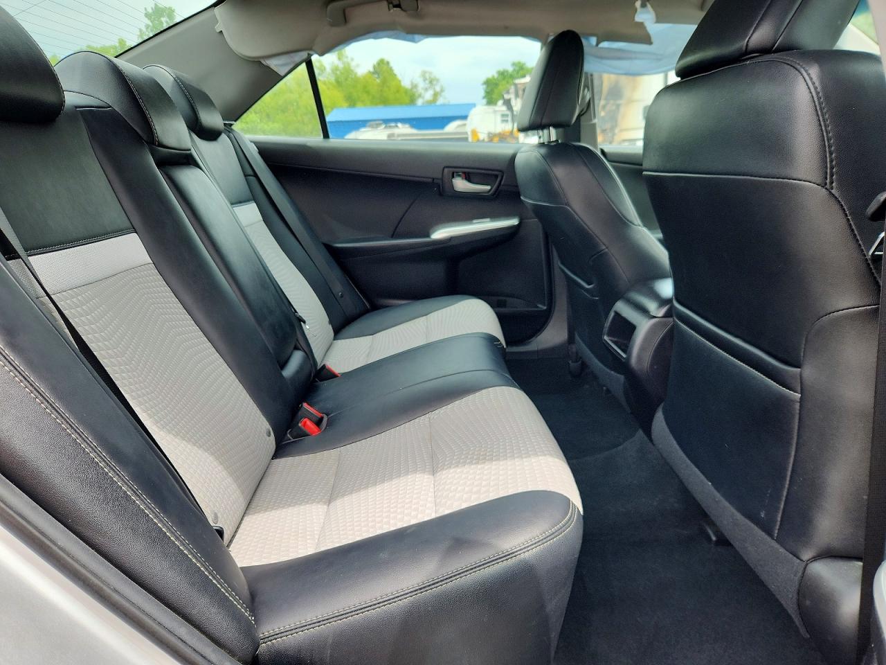 2014 Toyota Camry Se Sport Silver vin: 4T1BF1FK3EU451859