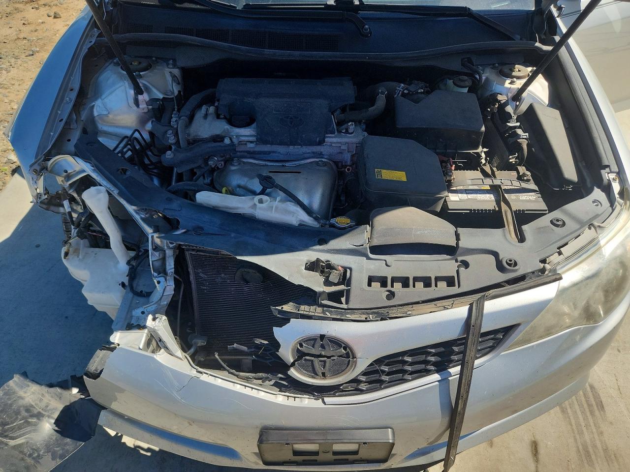 2014 Toyota Camry Se Silver vin: 4T1BF1FK3EU452977