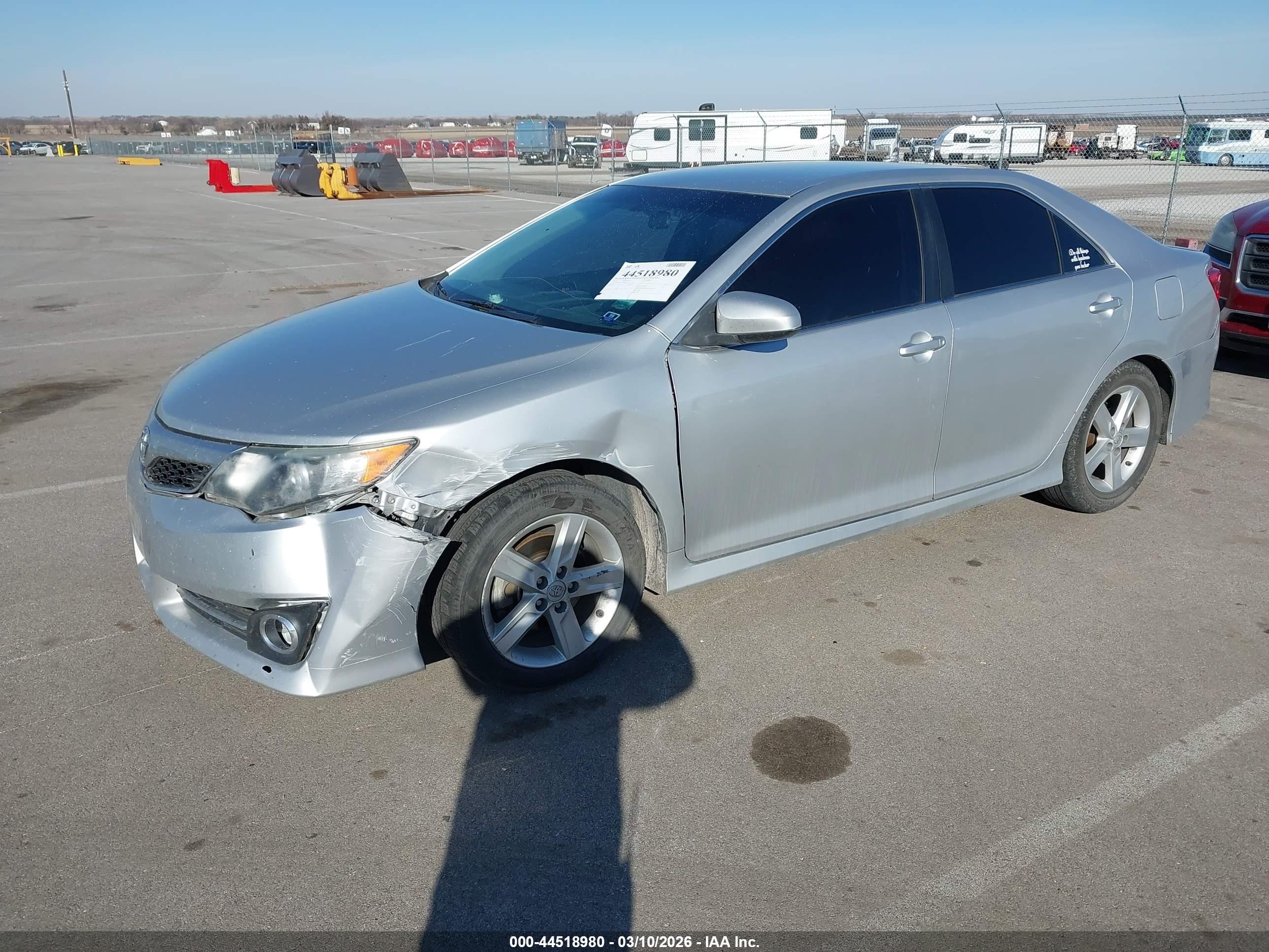 2014 Toyota Camry Se Silver vin: 4T1BF1FK3EU453112